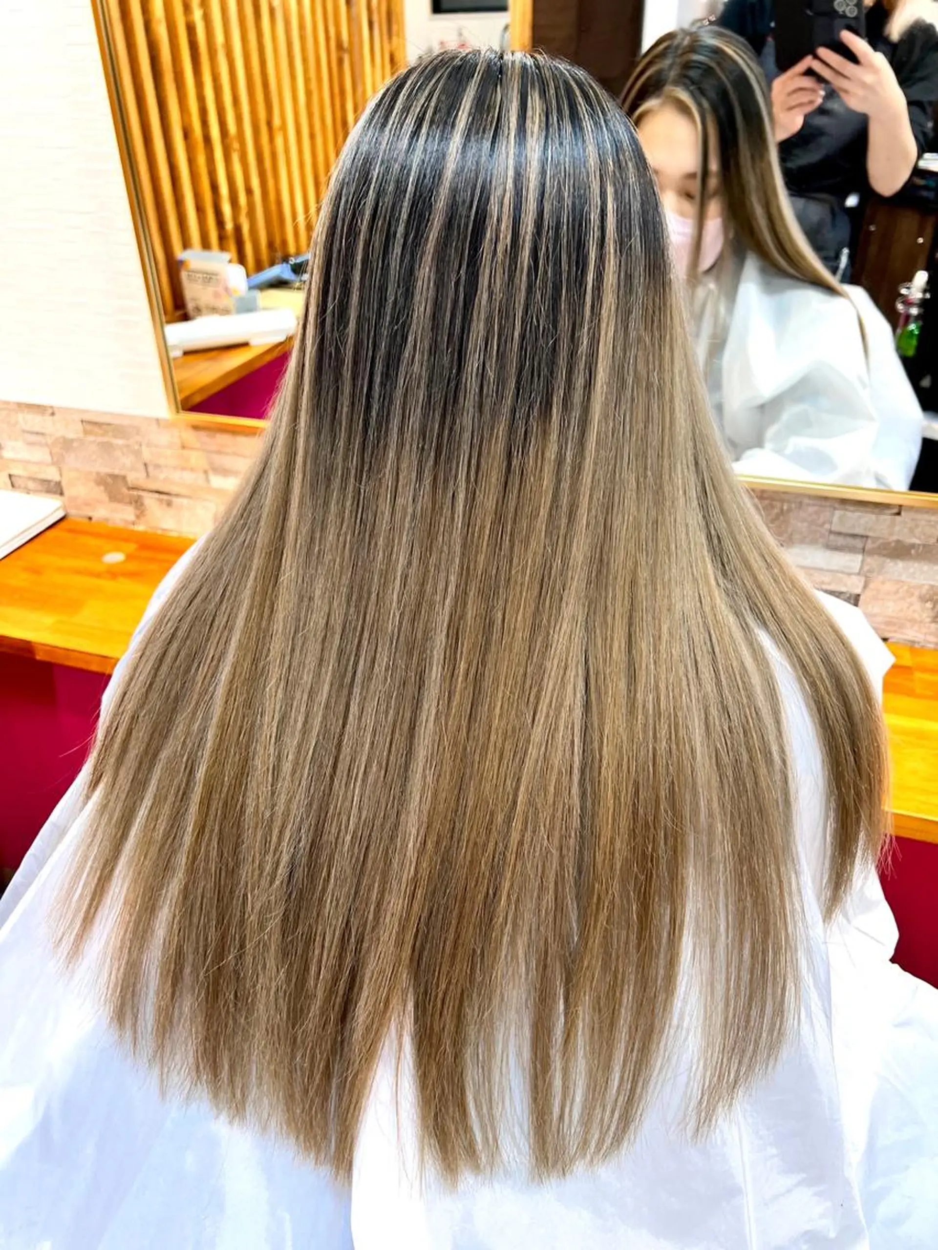 ロング カラー ヘアカラー&縮毛矯正 STAR☆RIVERのヘアスタイル