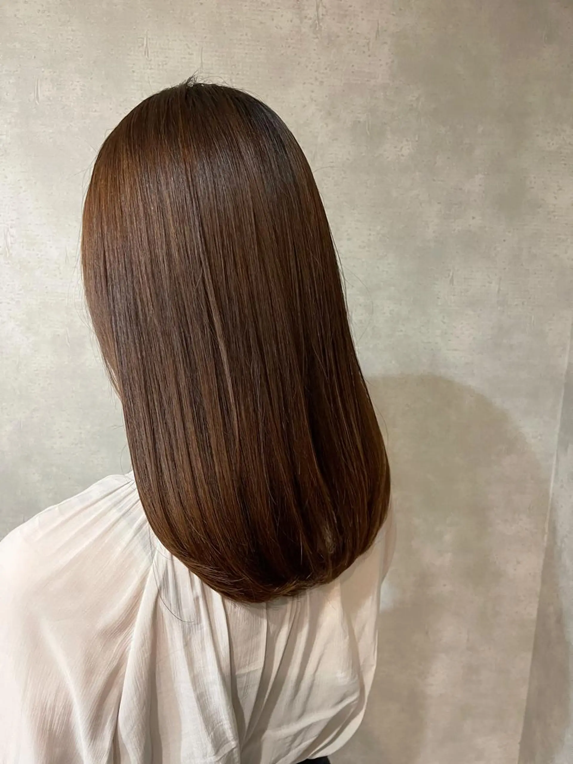 セミロング 髪質改善 栗本 博史のヘアスタイル