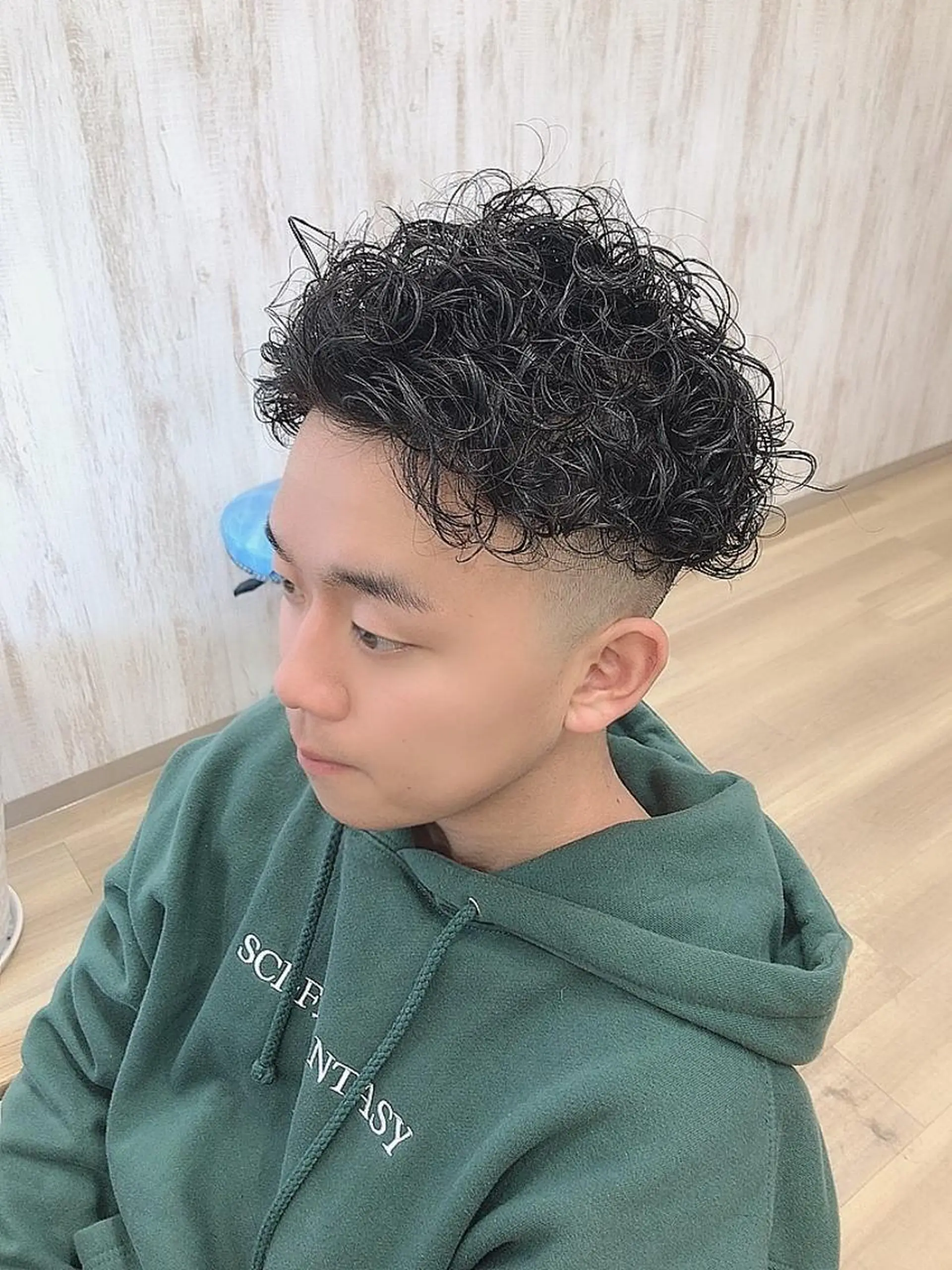 ショート メンズパーマ波巻き 🌳大森悠登🌳のヘアスタイル