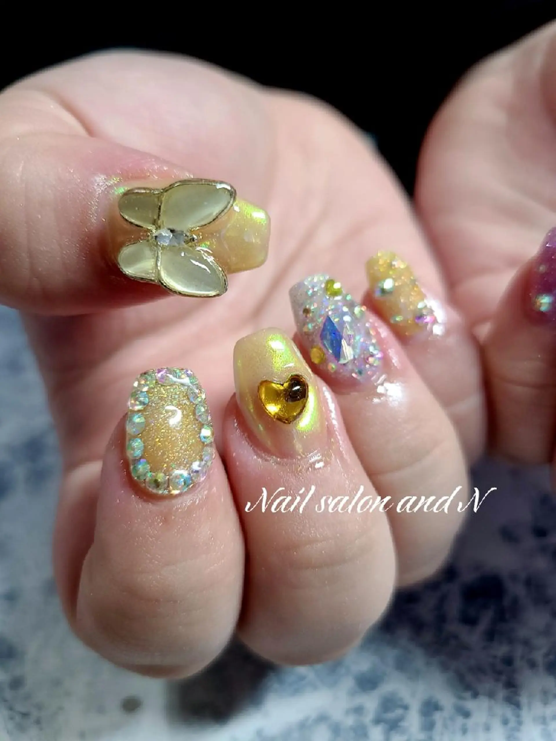 ネイル and Nのネイルデザイン