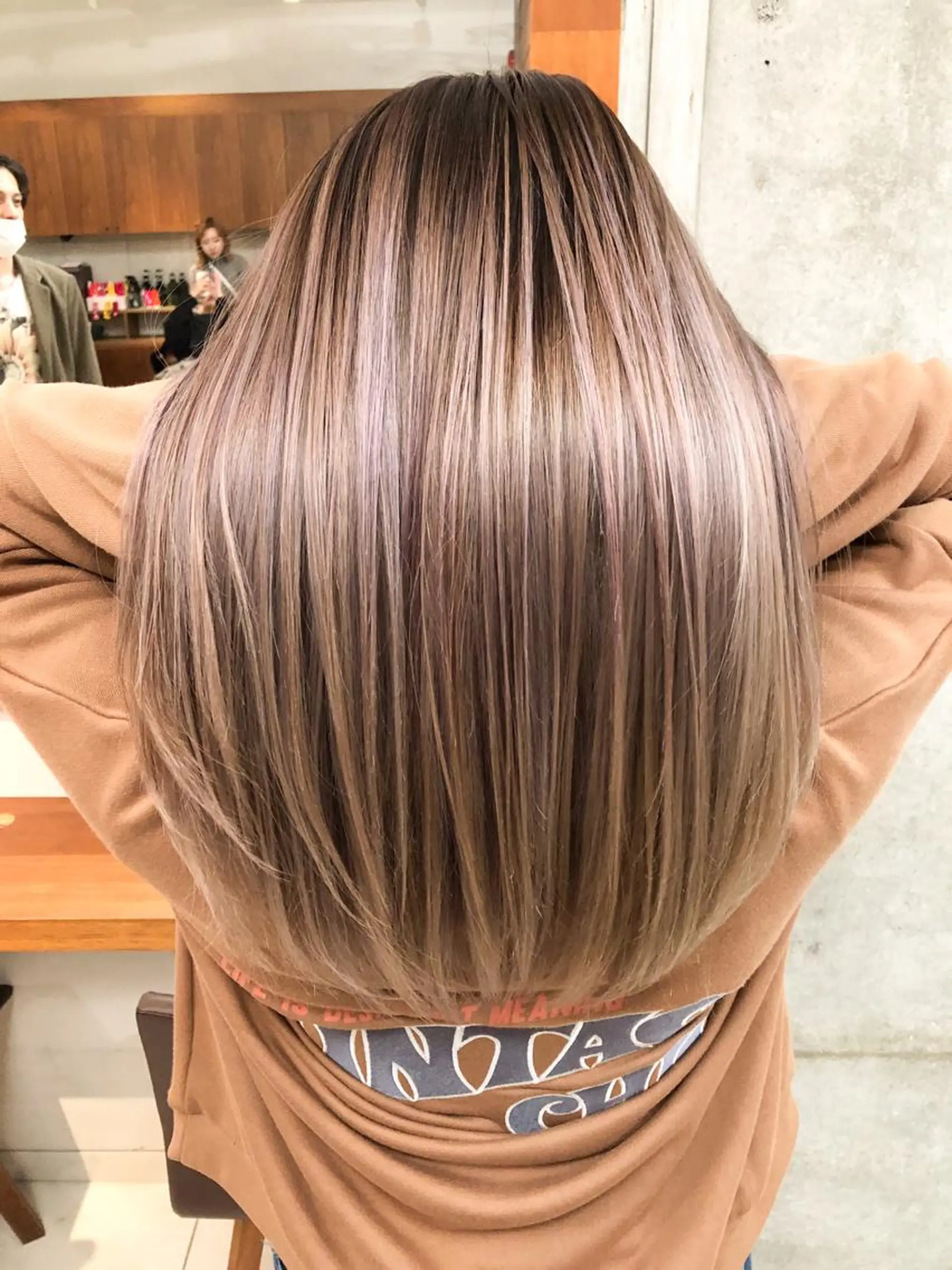 ロング レイヤーカット ロング カット ヘアカラー ハイライトバレイヤー ジュ＆縮毛矯正✨櫻野のヘアスタイル