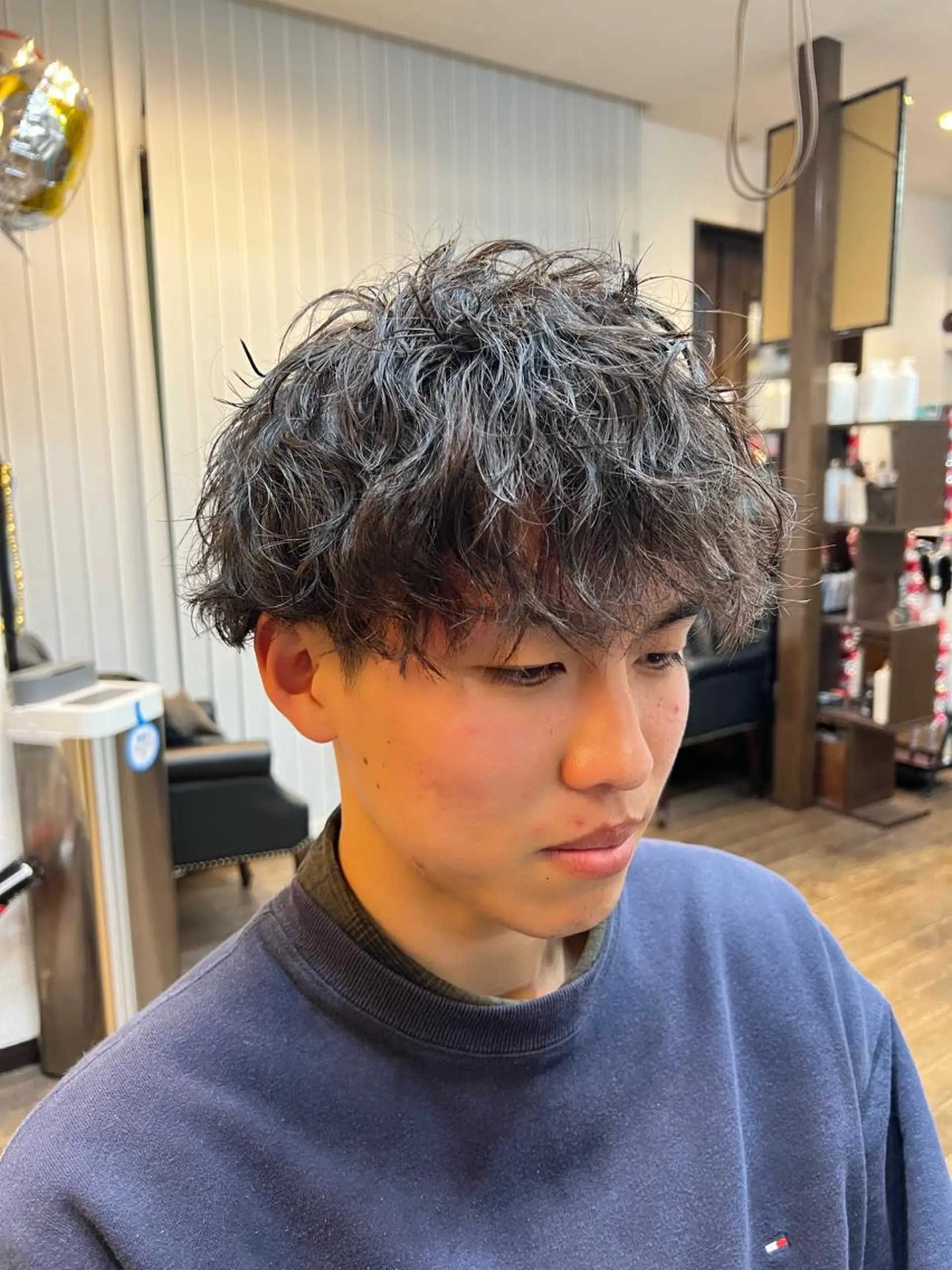 ショート パーマ メンズ 二本木 秀成のヘアスタイル