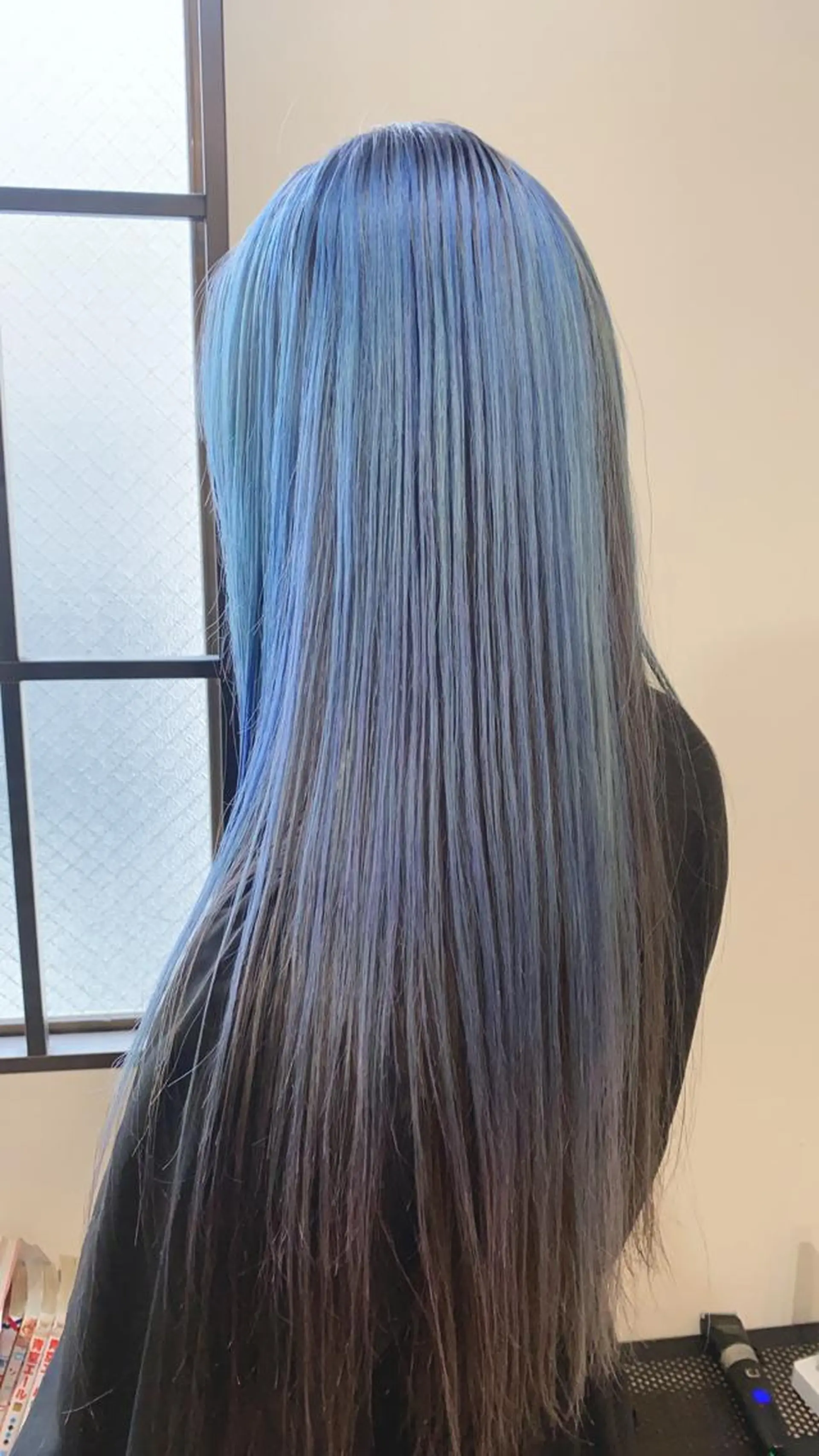 ロング カラー パーマ ヘアアレンジ メンズ キッズ ネイル マツエク・マツパ メンズインナーカラー ブルーカラー ダークシルバー デザインカラー インナーカラー ヘアカラー 🌈デザインヘア職人 Kaede🌈のヘアスタイル