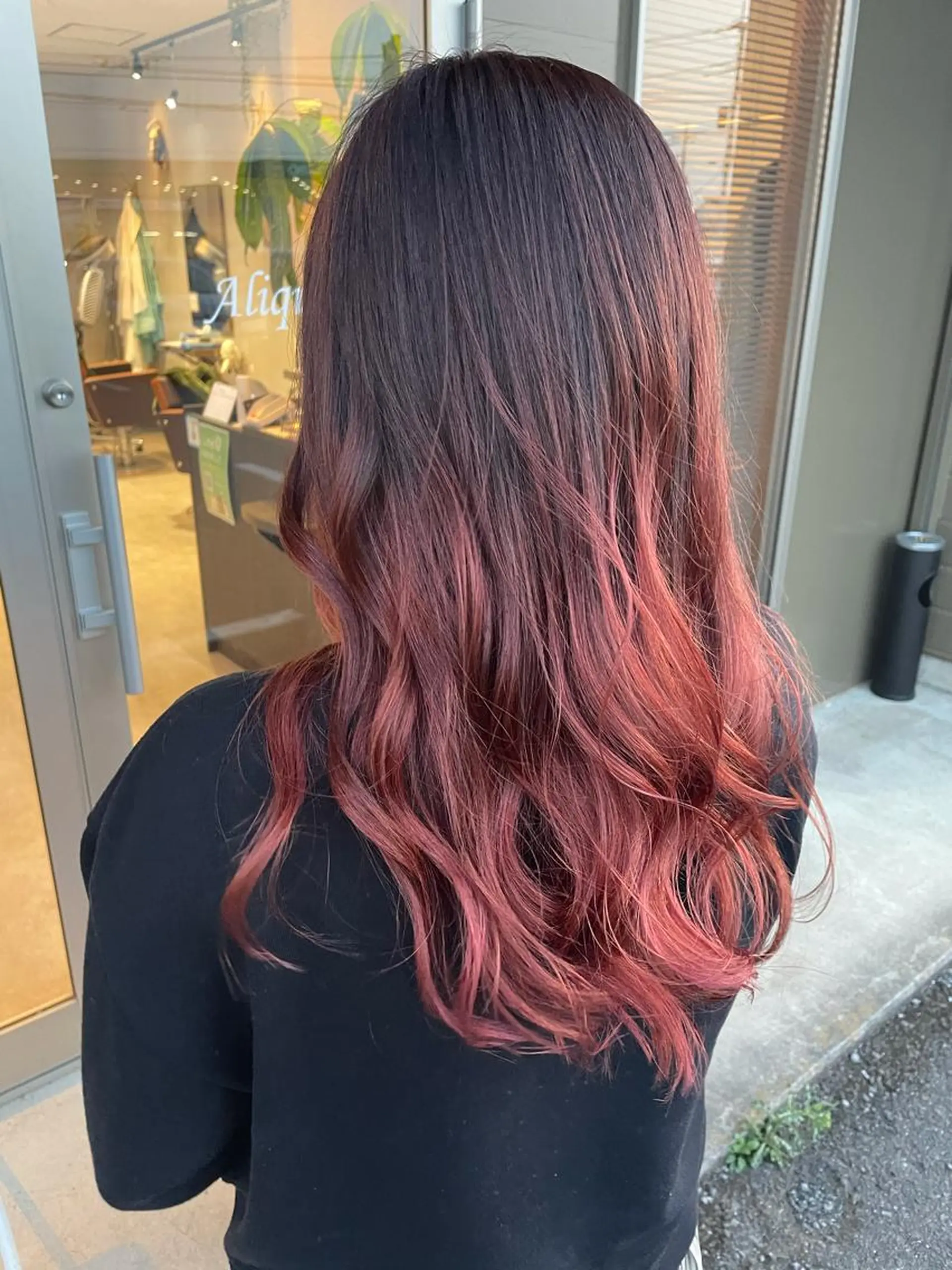 ロング カラー 山本 貴弘のヘアスタイル