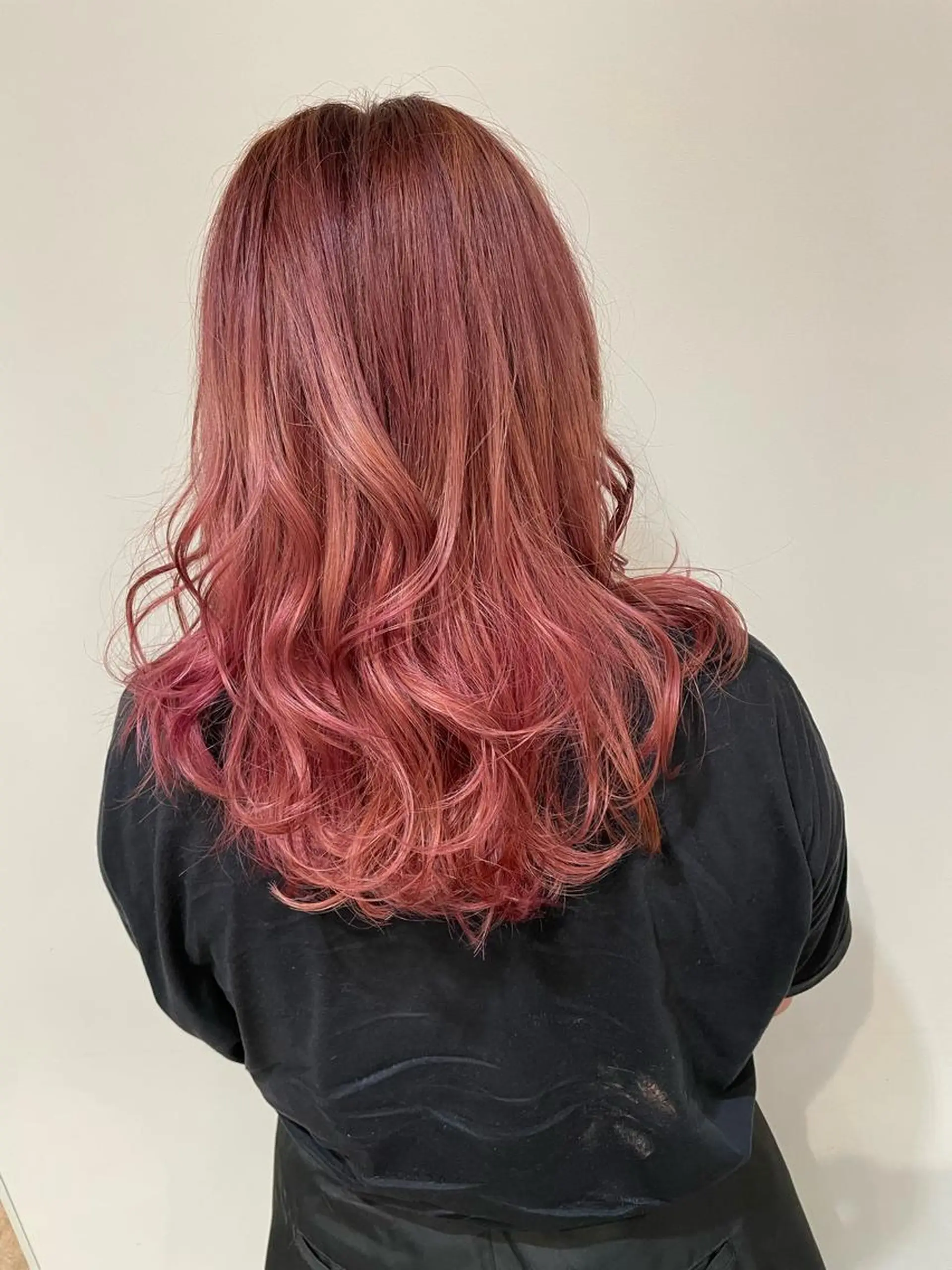 ミディアム カラー AMI Hair  supply所属・髪質改善カラー韓国風 レイヤーtudaのヘアスタイル