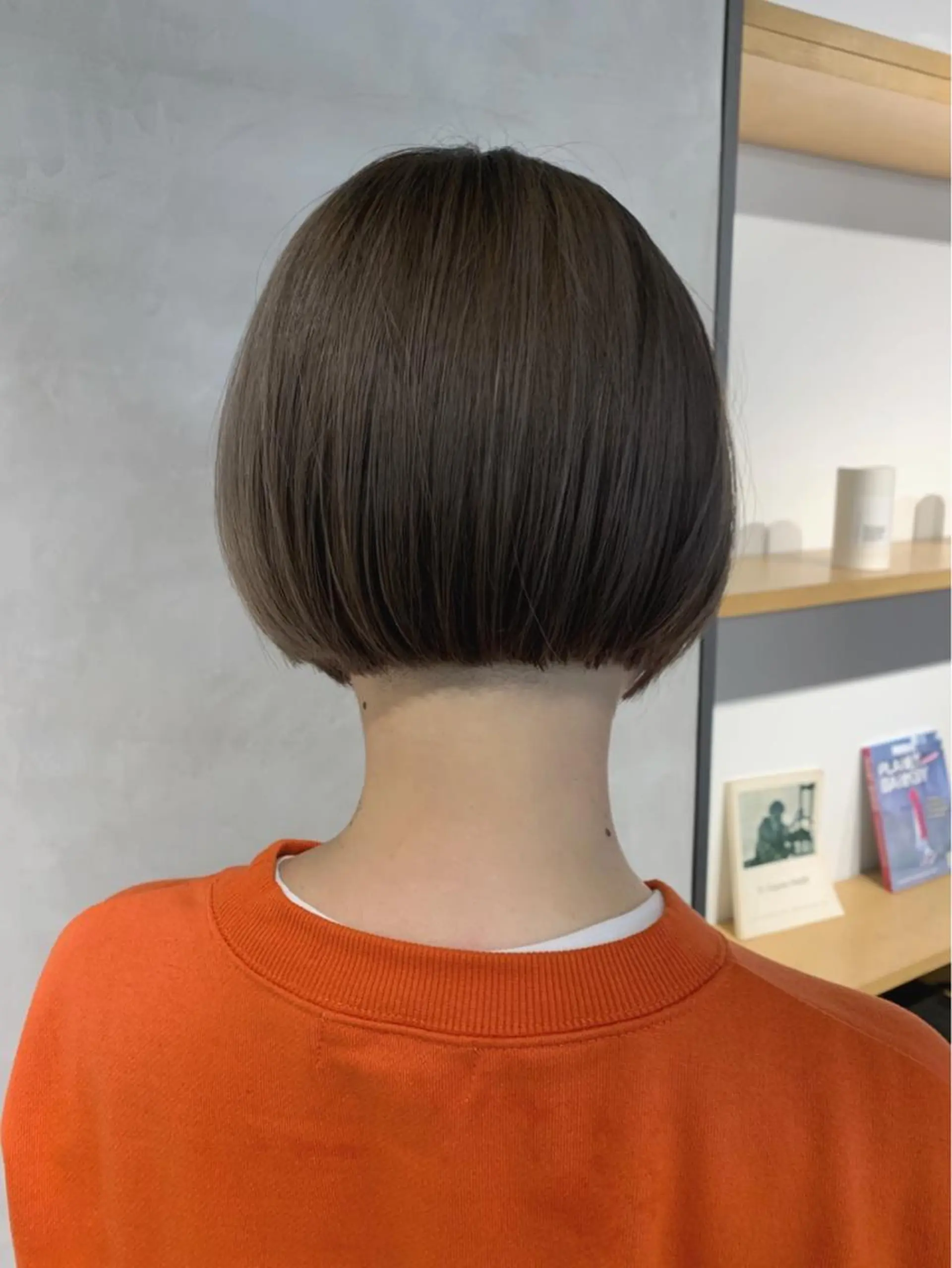 ショート アッシュ アッシュグレー ボブ 中野 篤史のヘアスタイル