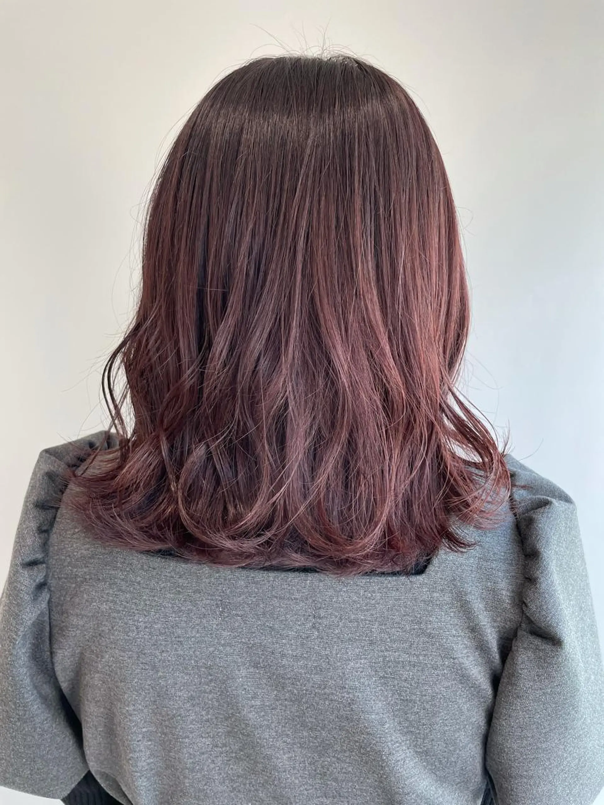 ミディアム カラー カット トリートメント 山口 莉奈のヘアスタイル