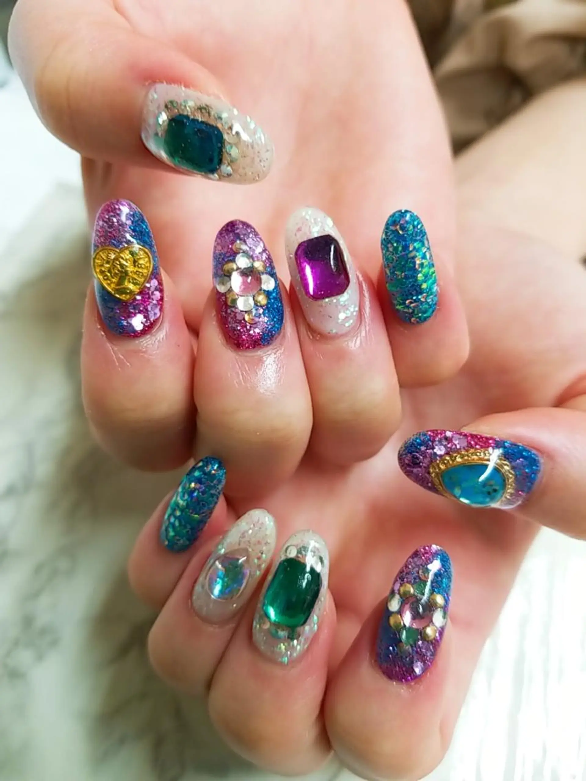 ネイル 河野ちえ (雑誌掲載サロン)のネイルデザイン