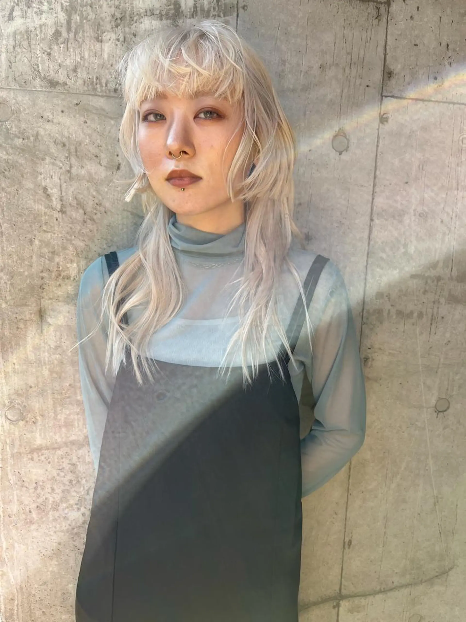 セミロング アッシュ ミルクティーブラウン ピンクブラウン レイヤーカット カット ハイトーンNo.1✨ パーマ✨イマイタツヤのヘアスタイル