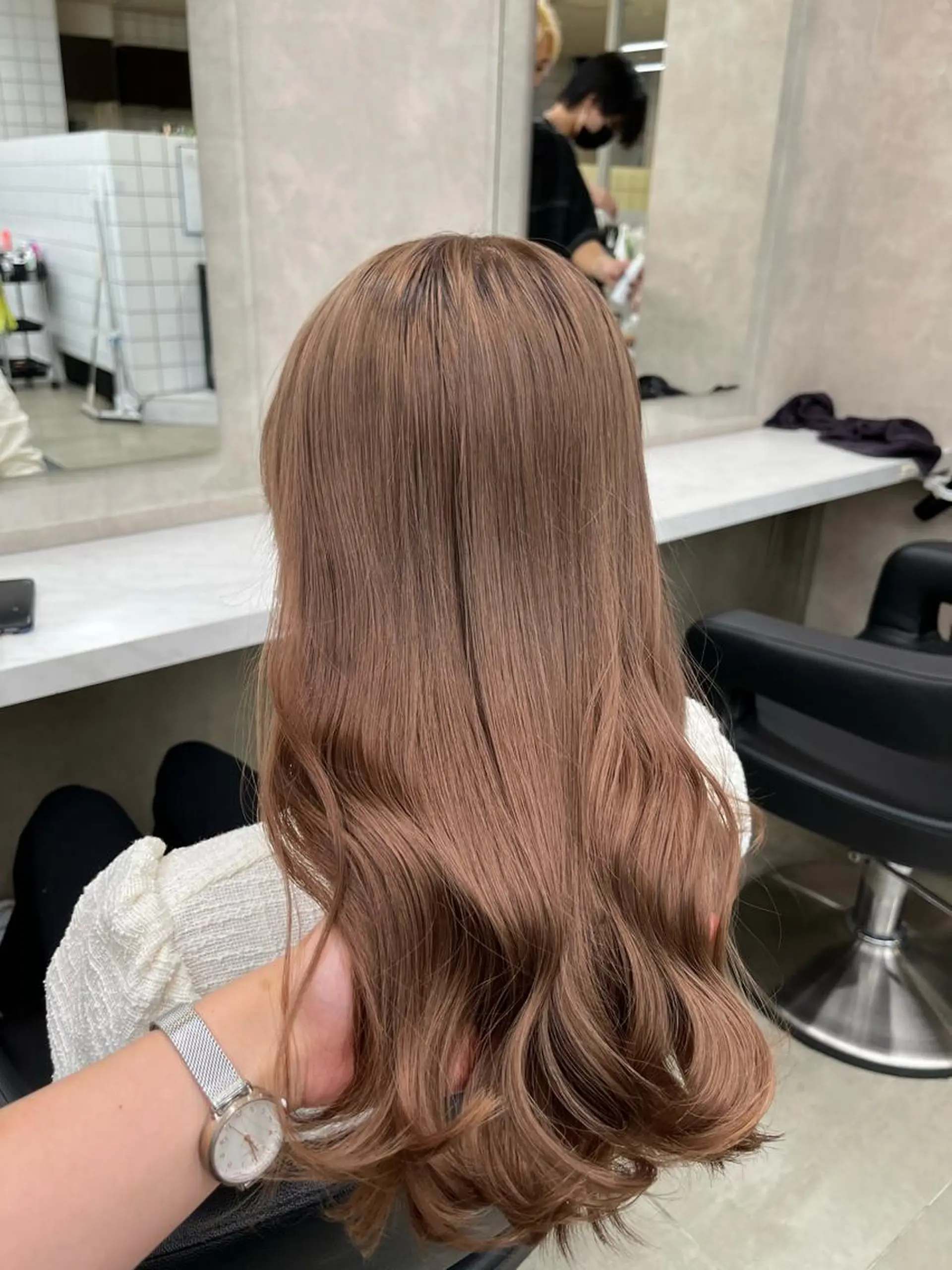 セミロング ヘアカラー トリートメント ヘッドスパ ヘアセット 寒色＆ブリーチ特化 寒色MiOのヘアスタイル