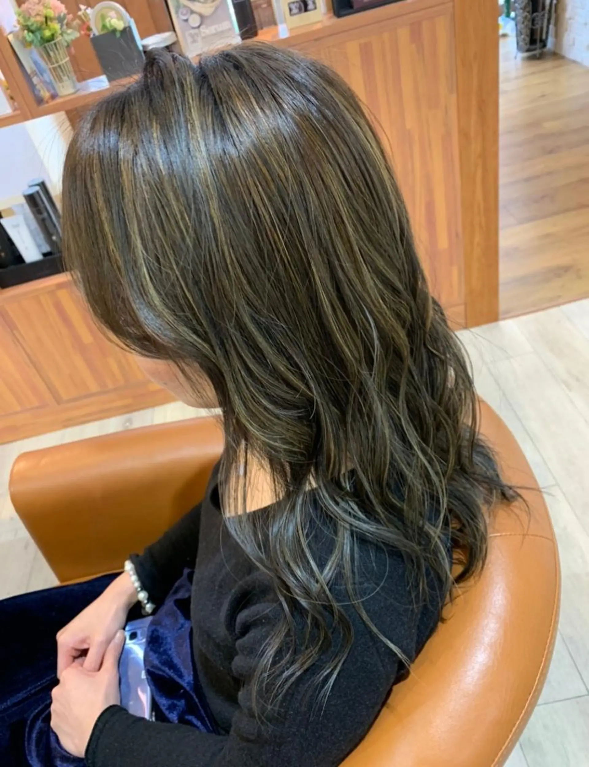 ロング ハイライト brace立花 ✂︎ 吉田 茉由のヘアスタイル