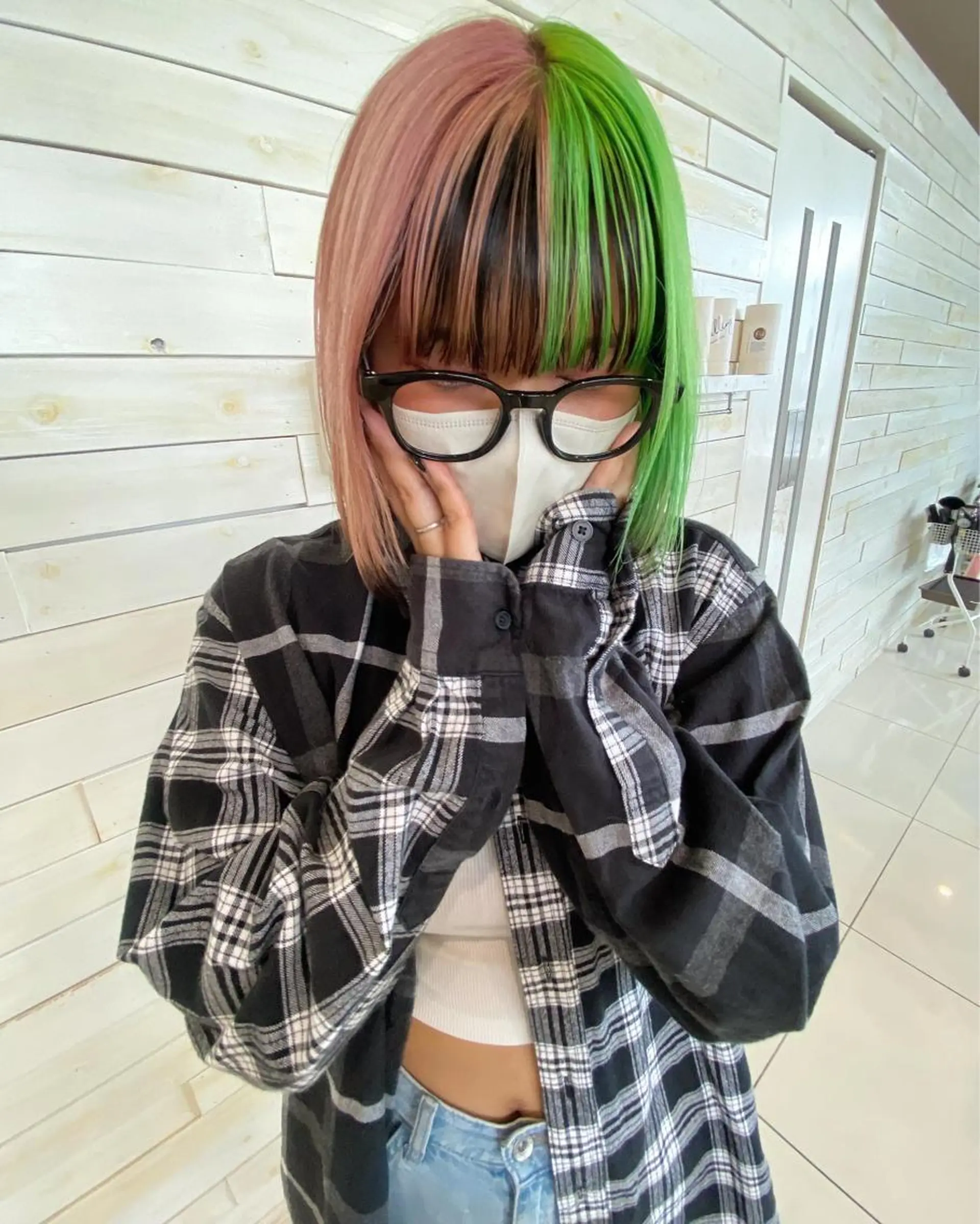 ミディアム カラー ツートーンカラー riho/ブリーチ/ デザインカラー/辻堂のヘアスタイル