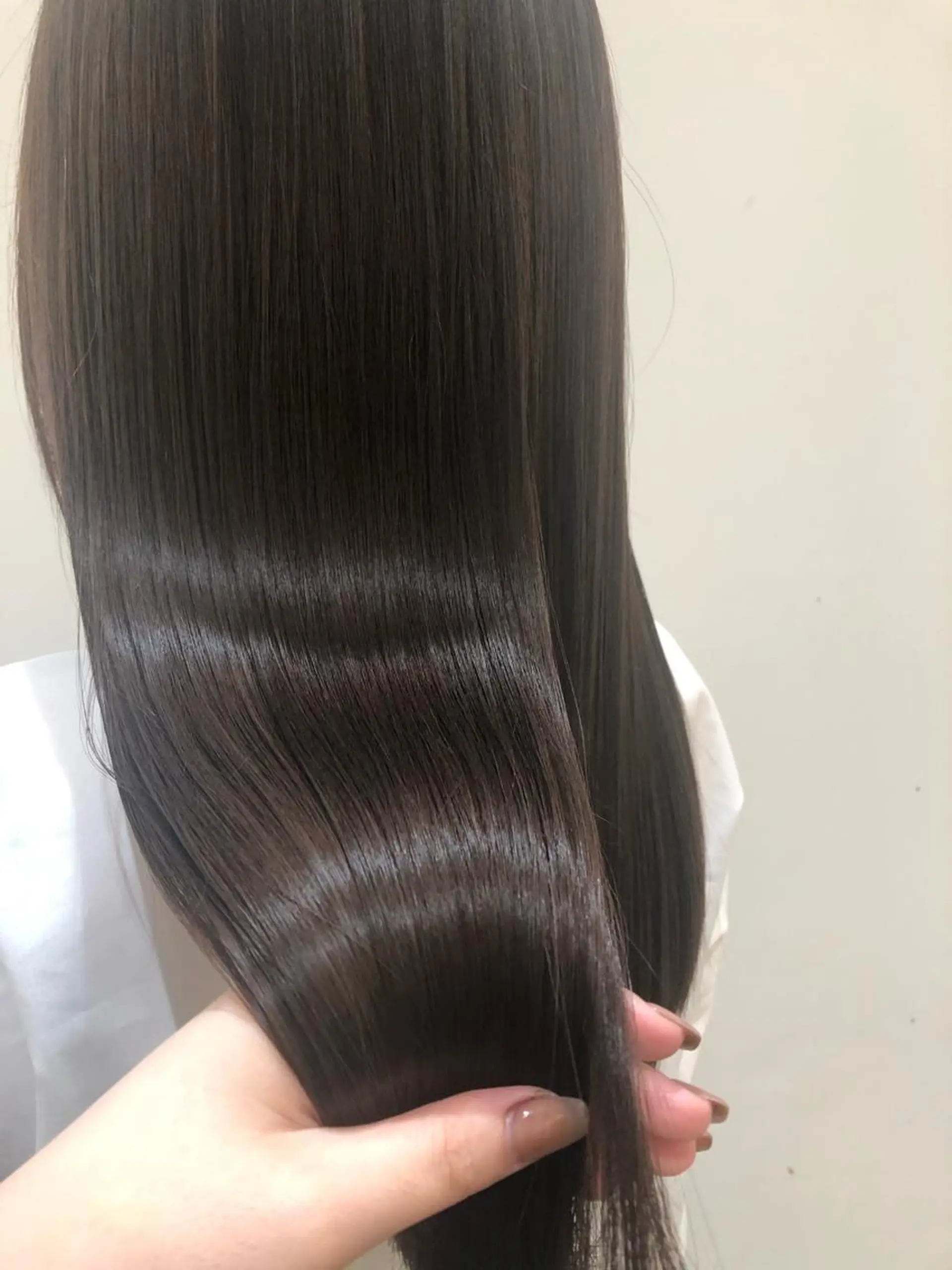 ロング 銀座／レイヤーカット 🤍内野すみれのヘアスタイル