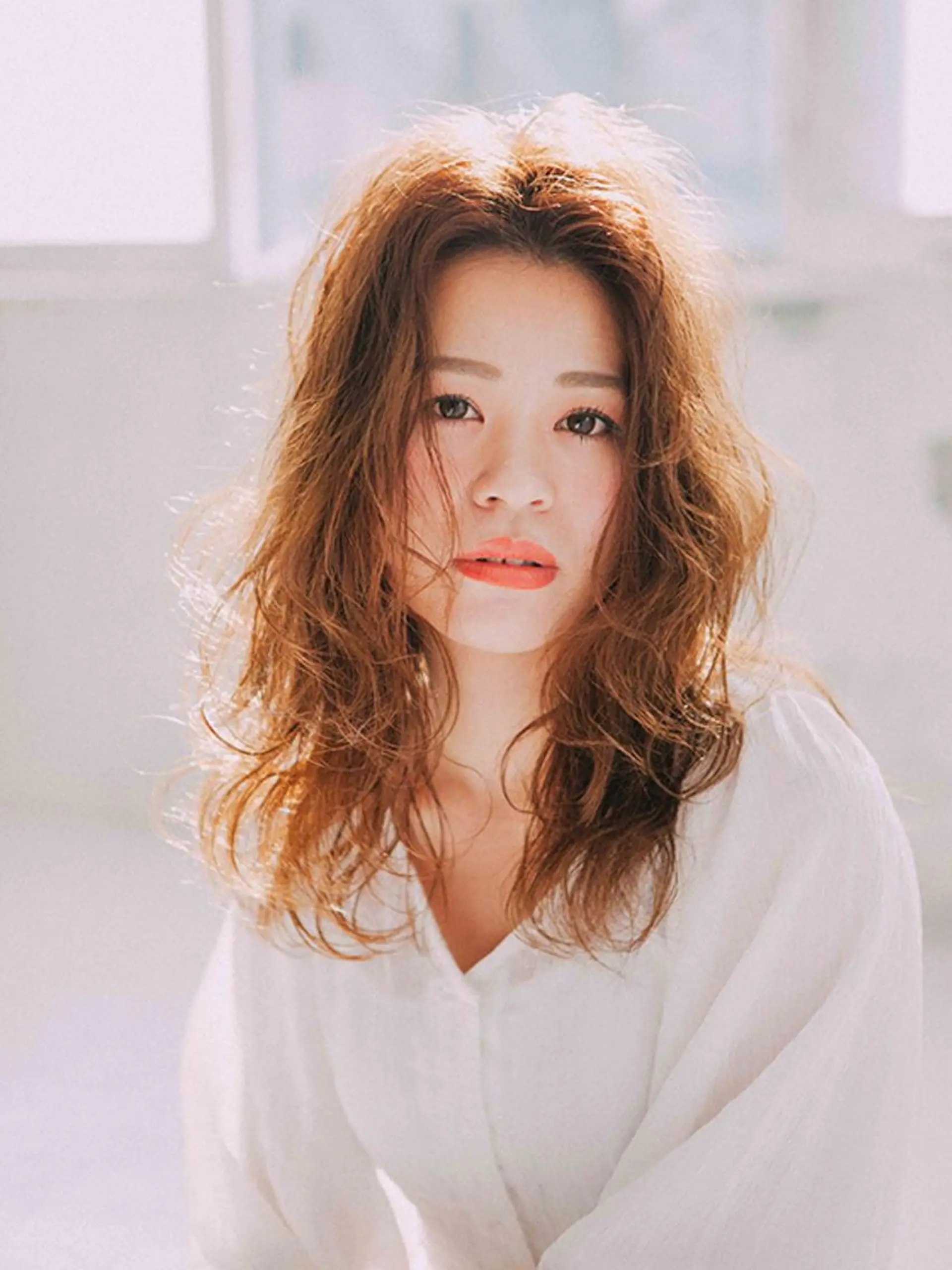 セミロング カラー パーマ ヘアアレンジ 【公式】amble luxe池袋東口🩷のヘアスタイル