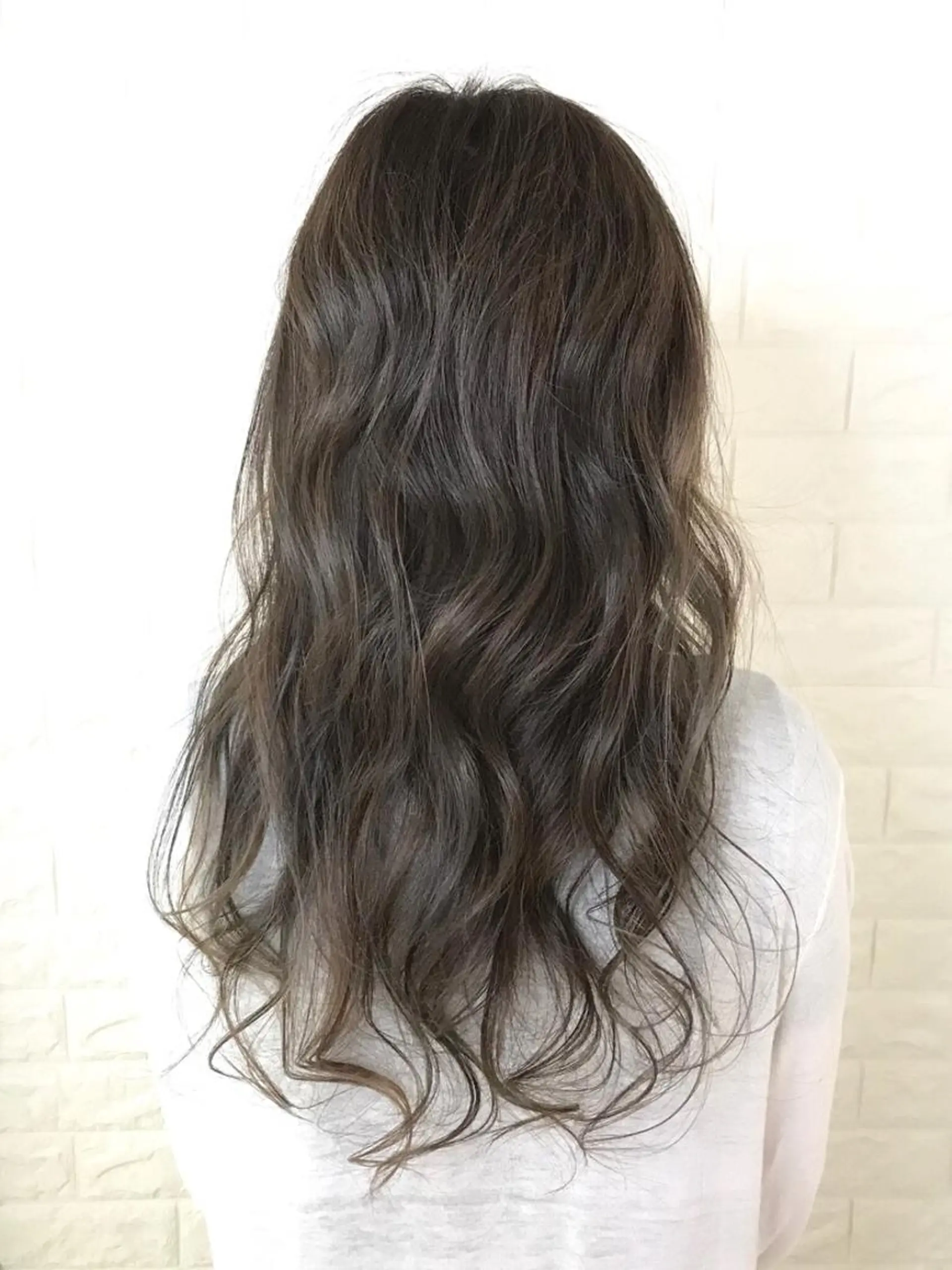 ロング カラー アッシュ 透明感カラー ハイライトカラー イルミナカラー ハイライト エイジングケア特化 美容師✂️山崎竜二のヘアスタイル