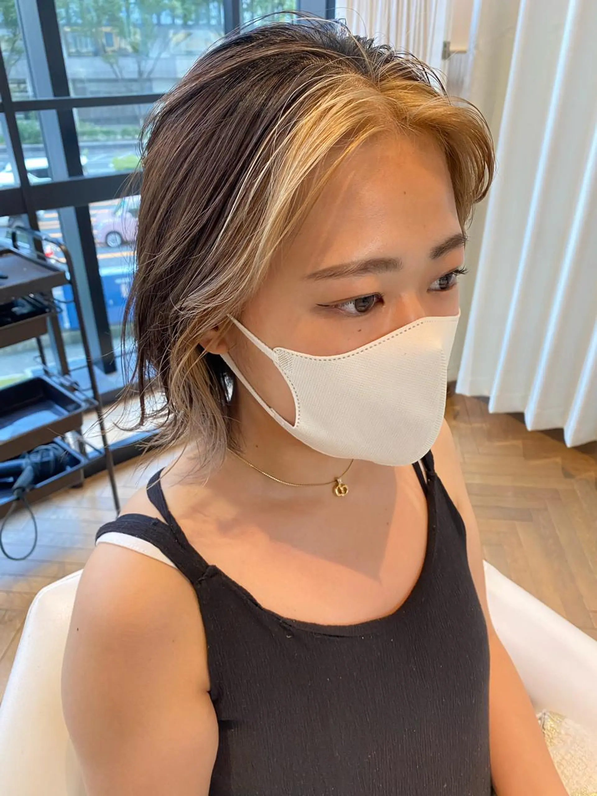 カラー 増井 彩乃のヘアスタイル