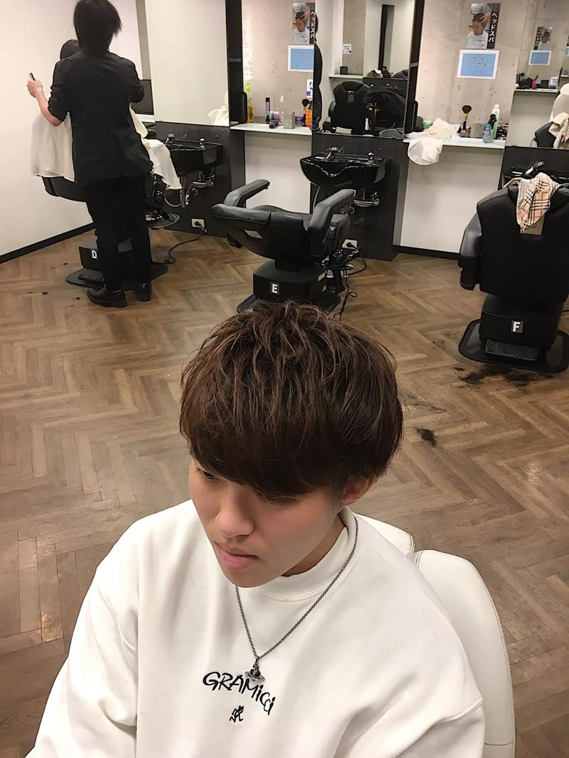 ミディアム カラー メンズ マッシュウルフ マッシュ メンズウルフカット ブラウンカラー ナチュラルブラウン カット ヘアカラー 前田賢生 ご新規様はNGのヘアスタイル