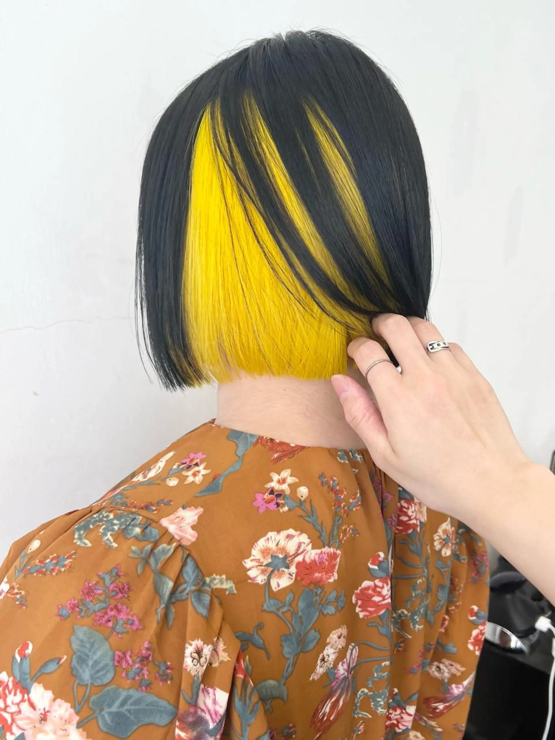 ミディアム カラー インナーカラー ボブ カット ヘアカラー トリートメント HARU//原宿🤍 リピート率NO.1のヘアスタイル