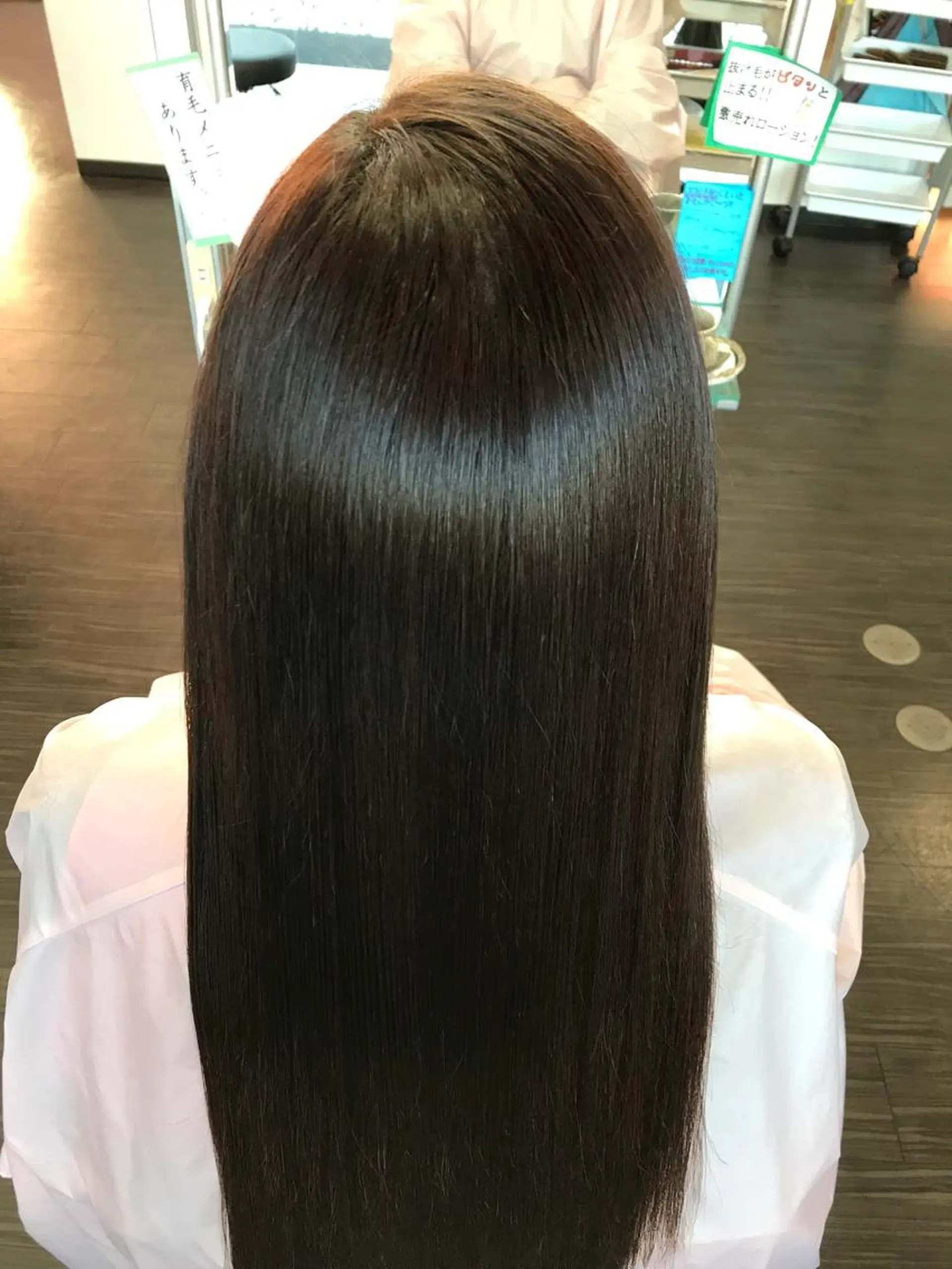 ロング 縮毛矯正 野澤 朱里のヘアスタイル