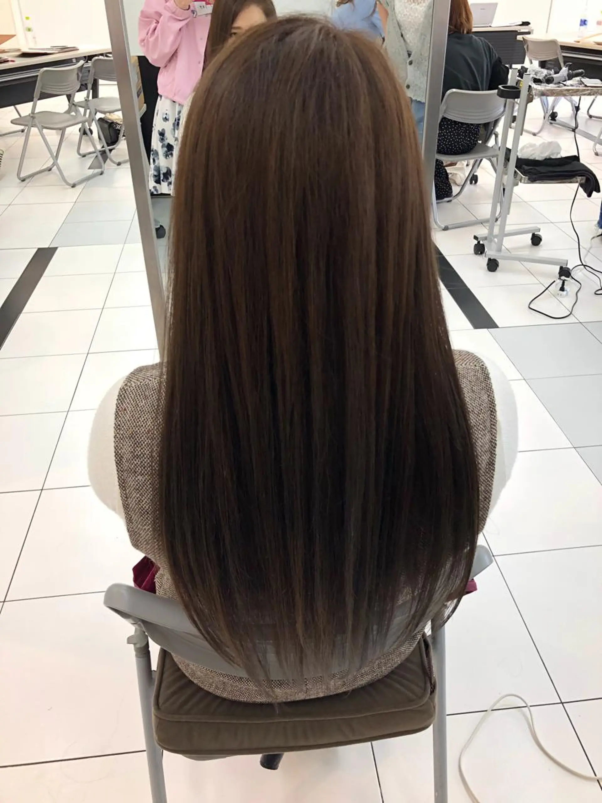 ロング カラー cherir髪質改善 パーソナルカラー診断のヘアスタイル