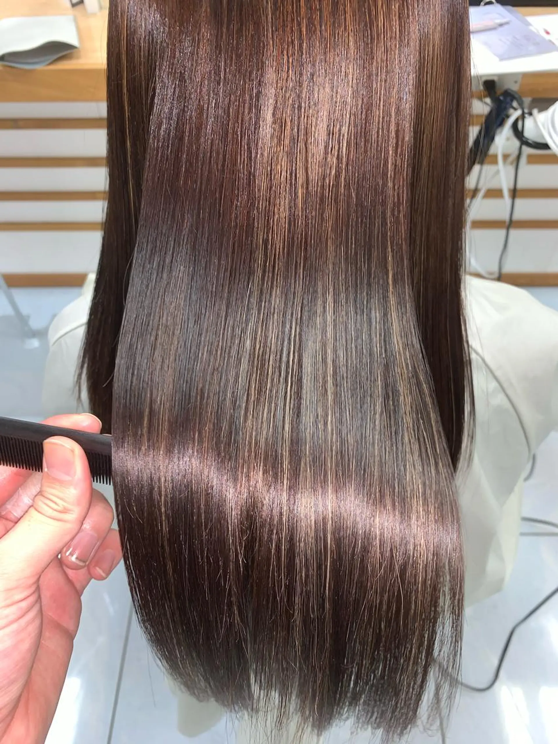 ロング カラー パーマ 透明感カラー 髪質改善 ヘアカラー 縮毛矯正 トリートメント 髪質改善/縮毛矯正 /レイヤー岡部のヘアスタイル