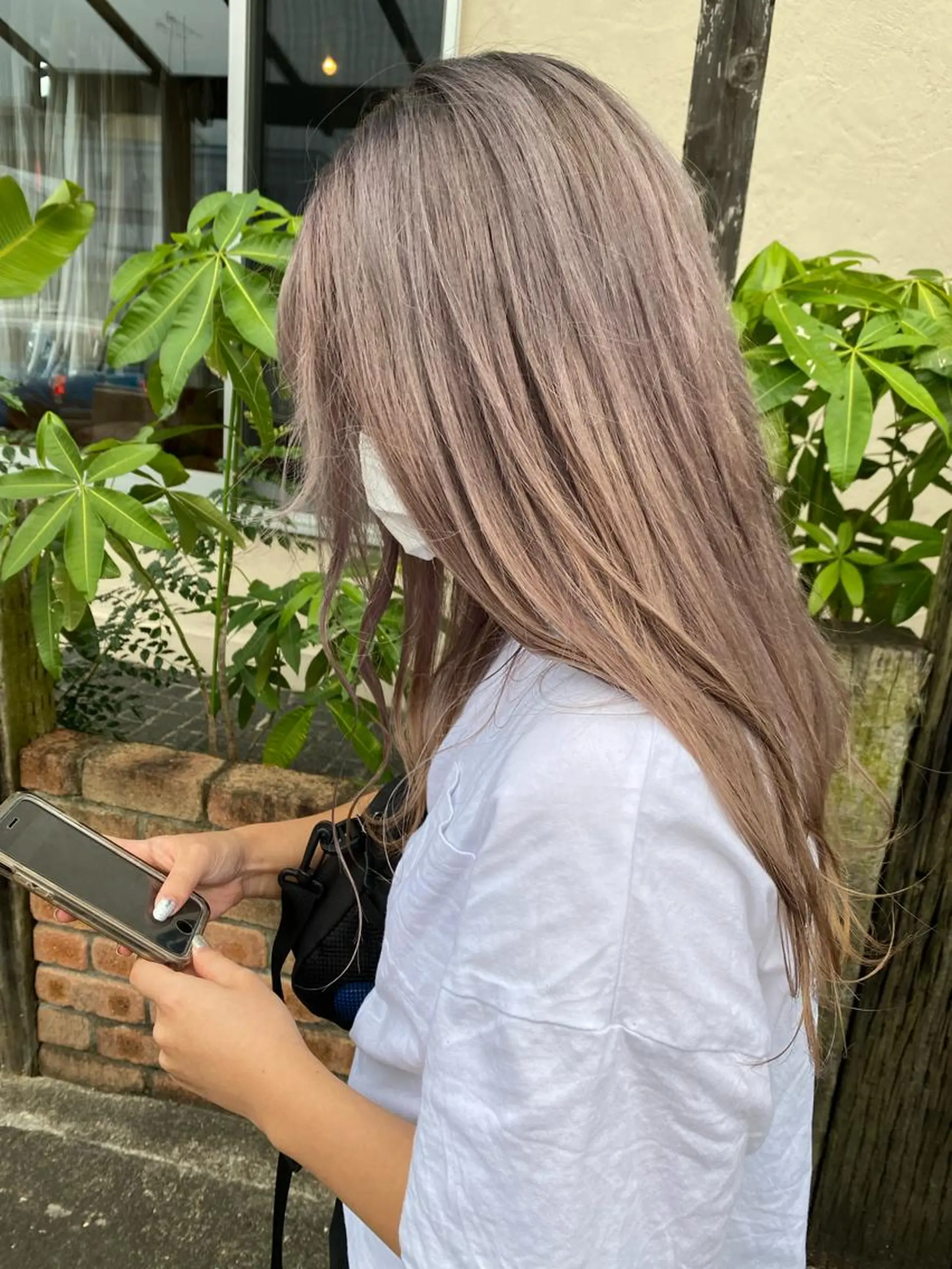 ロング M. YURIのヘアスタイル