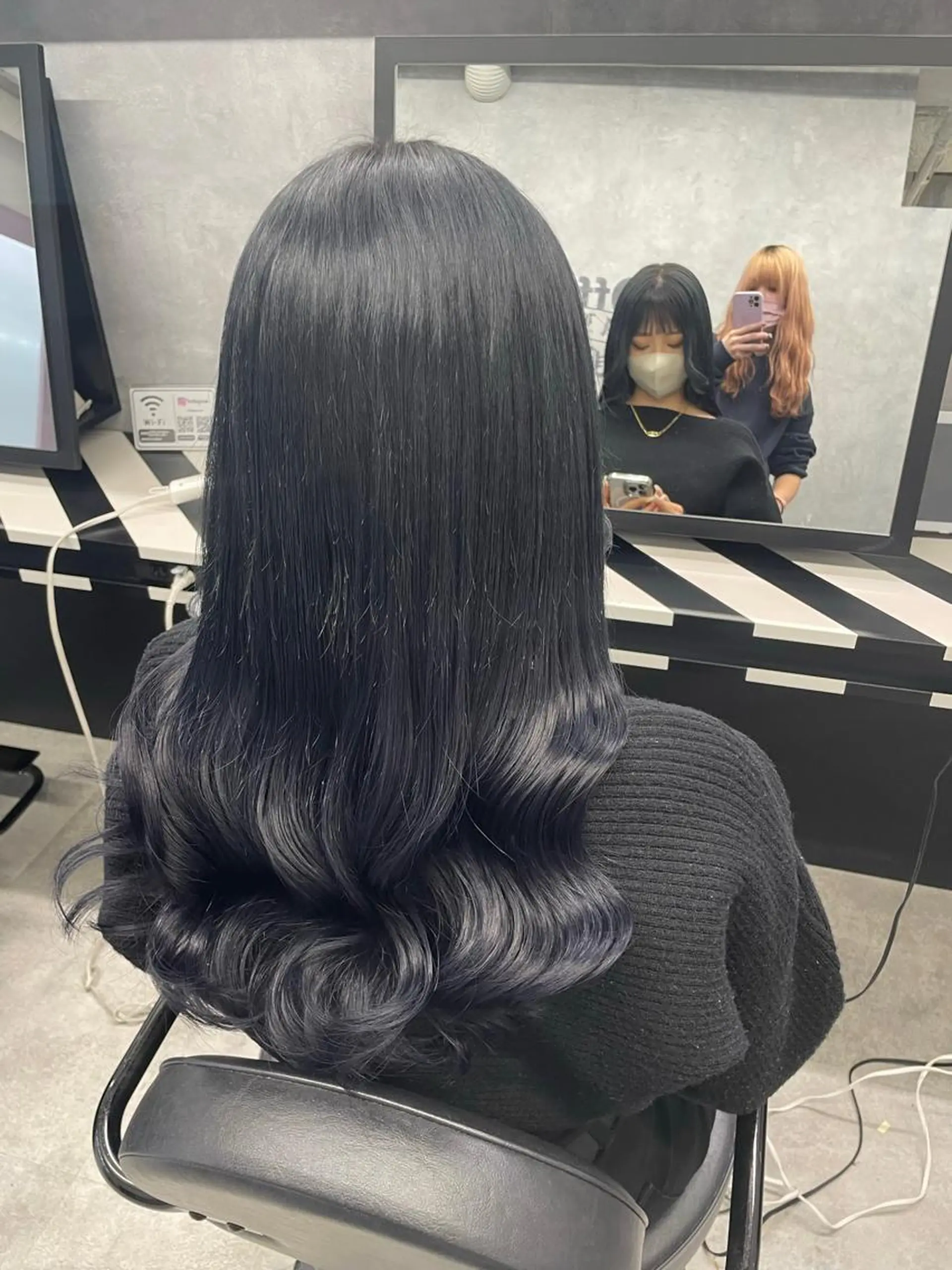 ロング Cielro/ダブル カラー/西田咲希のヘアスタイル