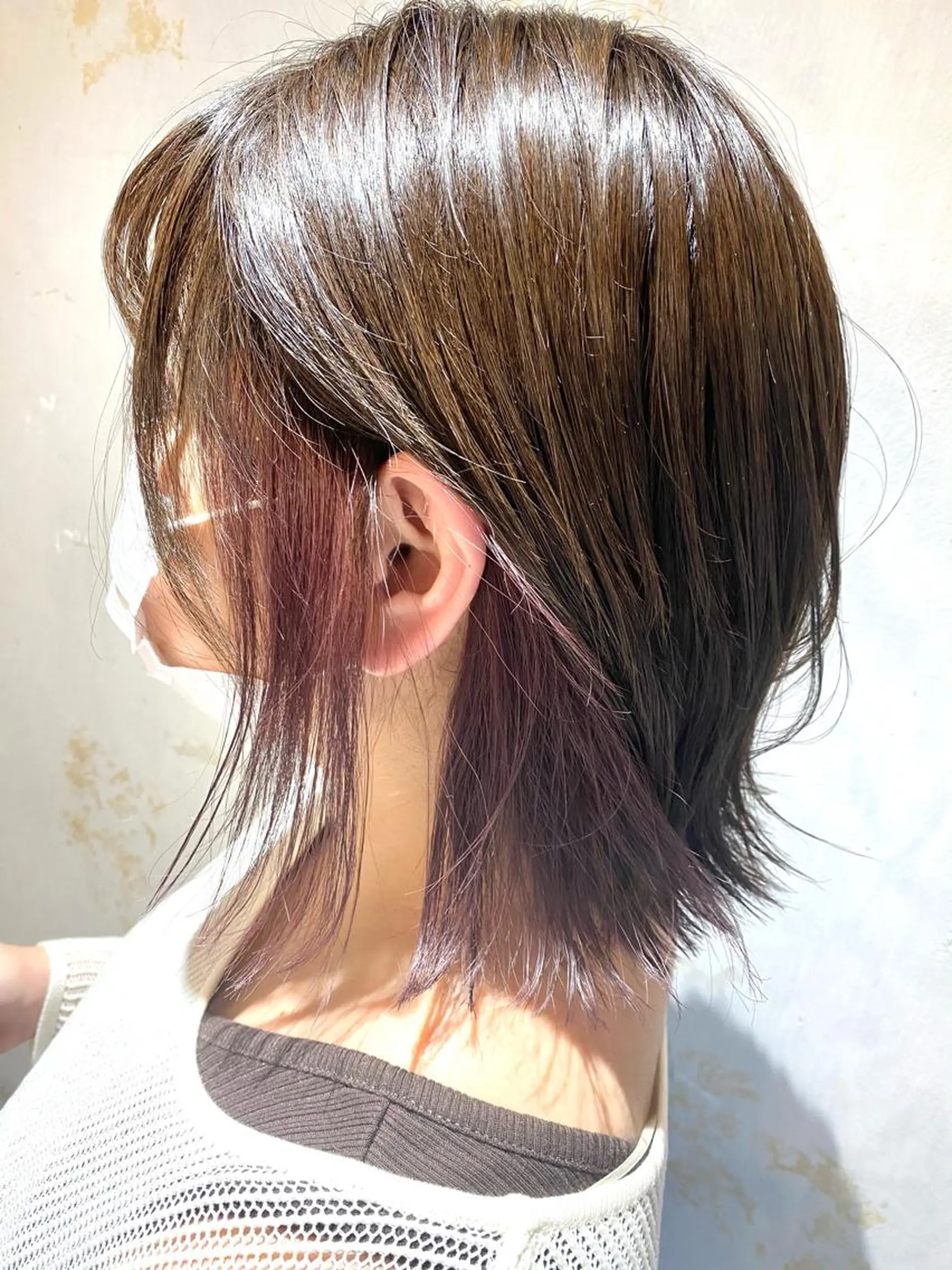 ミディアム カラー ベージュカラー ブリーチ ブルーカラー ブルーグレー ブルーグレージュ カット ヘアカラー トリートメント KEN KENのヘアスタイル