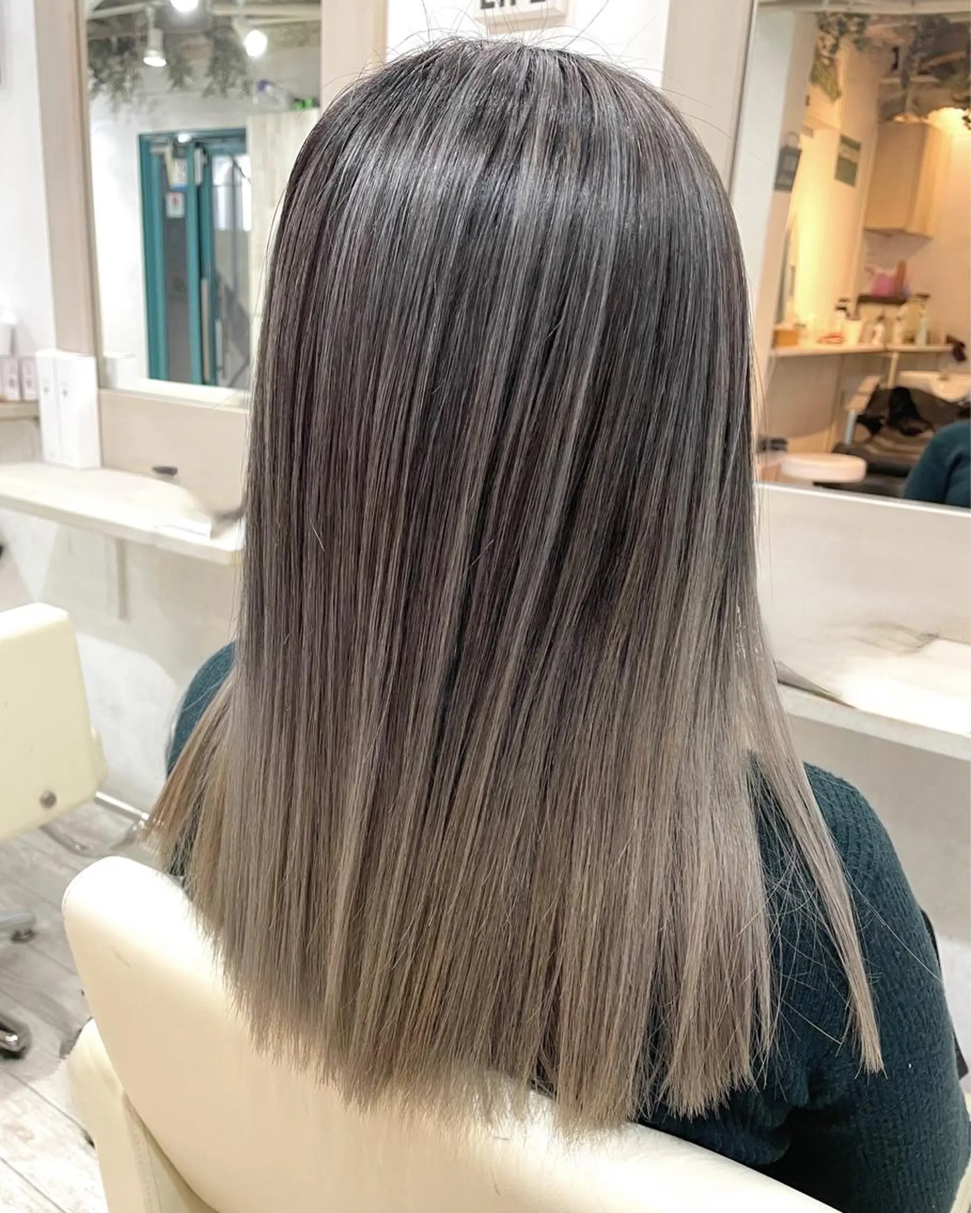 セミロング カラー 髪質改善サロンulu hair 　MAOのヘアスタイル