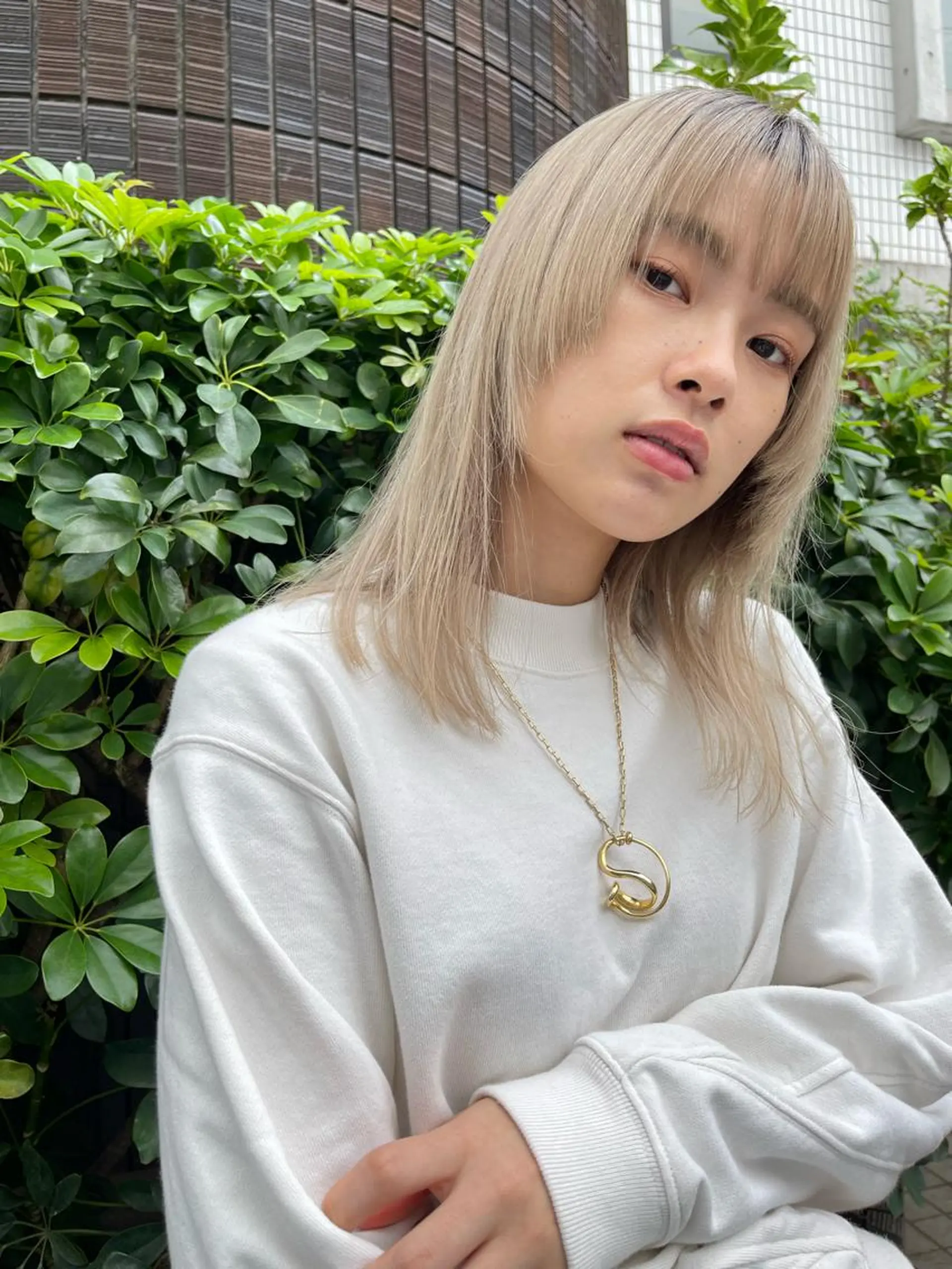 ミディアム カラー ヘアアレンジ ベージュカラー ホワイトベージュ 美容室sand 横浜のヘアスタイル