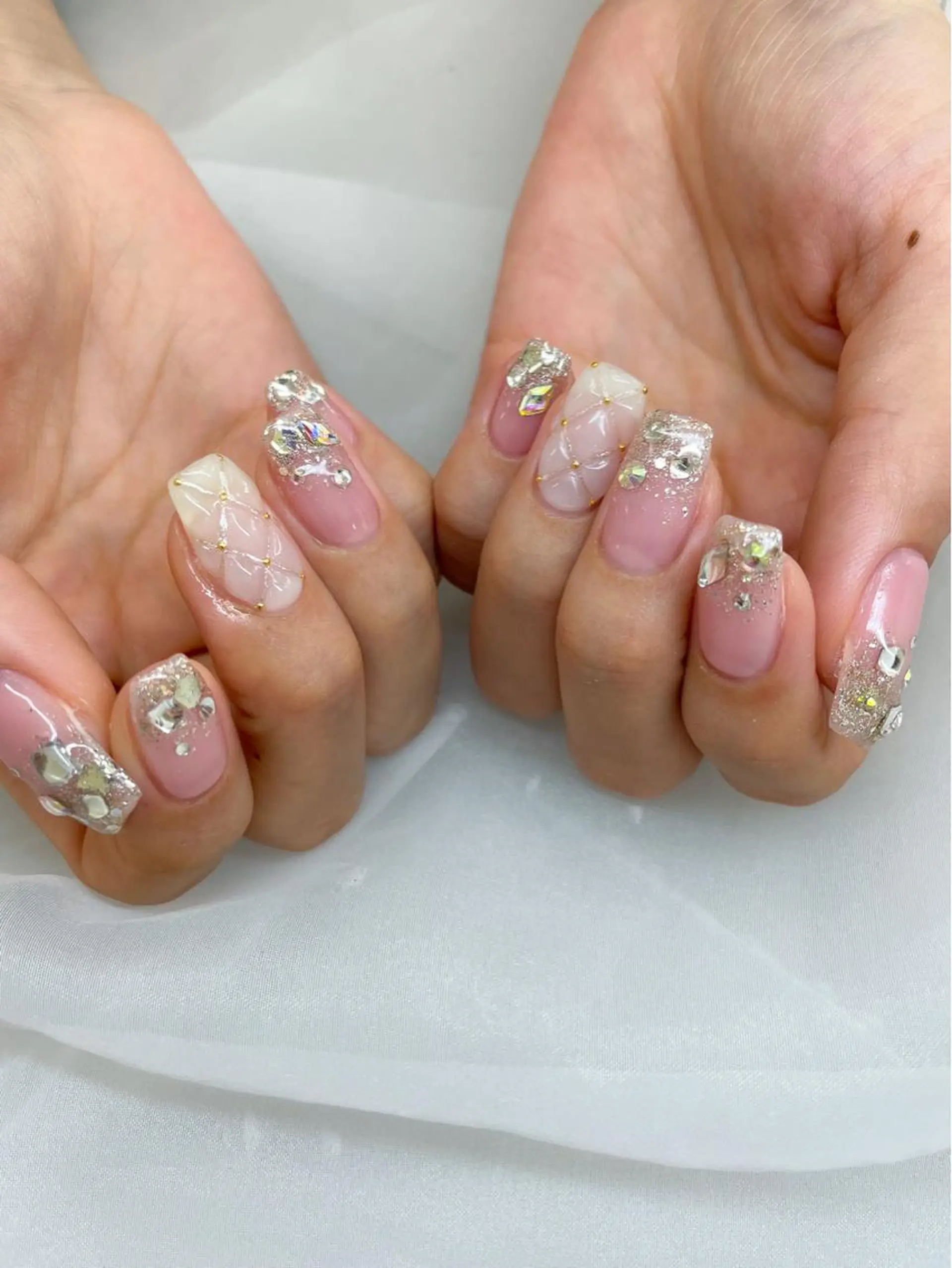 ネイル ハンドネイル Hisaka Mikiのネイルデザイン