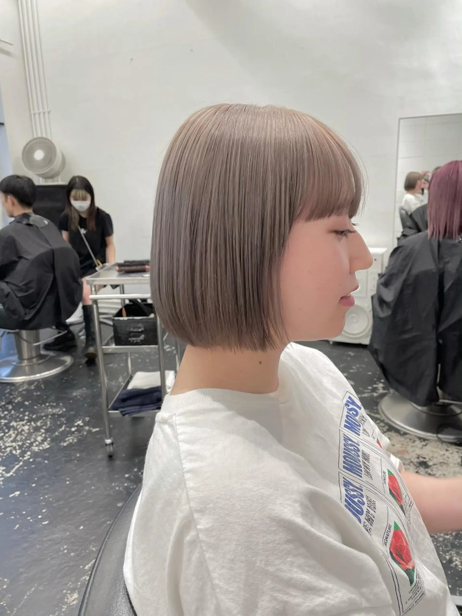 ショート カラー ヘアアレンジ ブリーチ ブロンド カット ヘアカラー トリートメント 艶ハイトーン/ヘア アレンジAYAKAのヘアスタイル