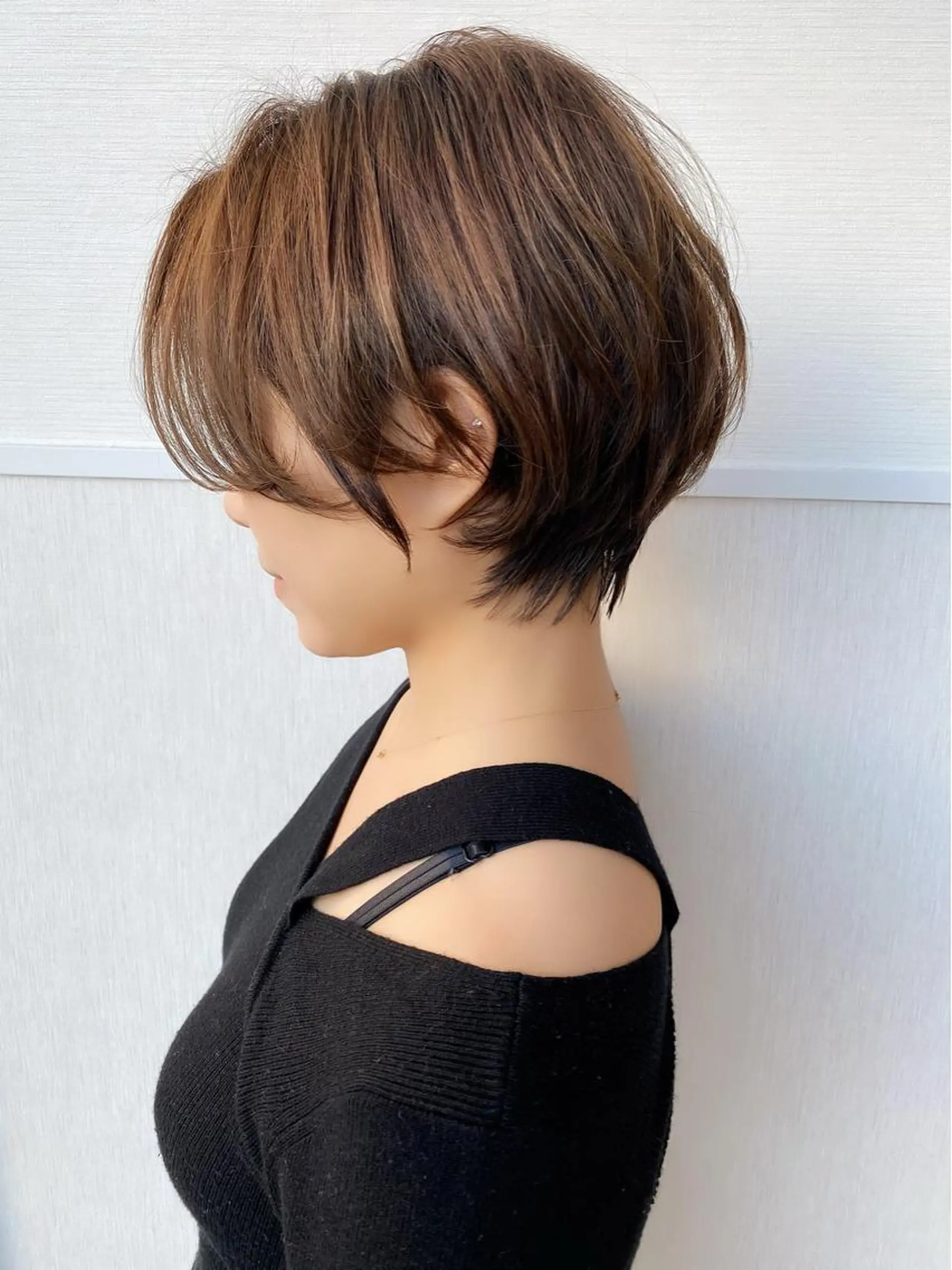 ショート 三鷹で1番ショート ボブをカットする新谷のヘアスタイル