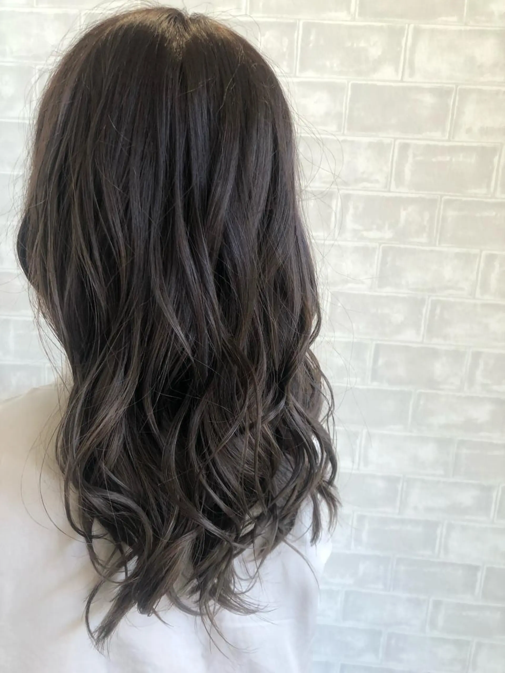 セミロング カラー ヘアアレンジ ブリーチ 透明感カラー ブリーチなしカラー 久保田 茜のヘアスタイル