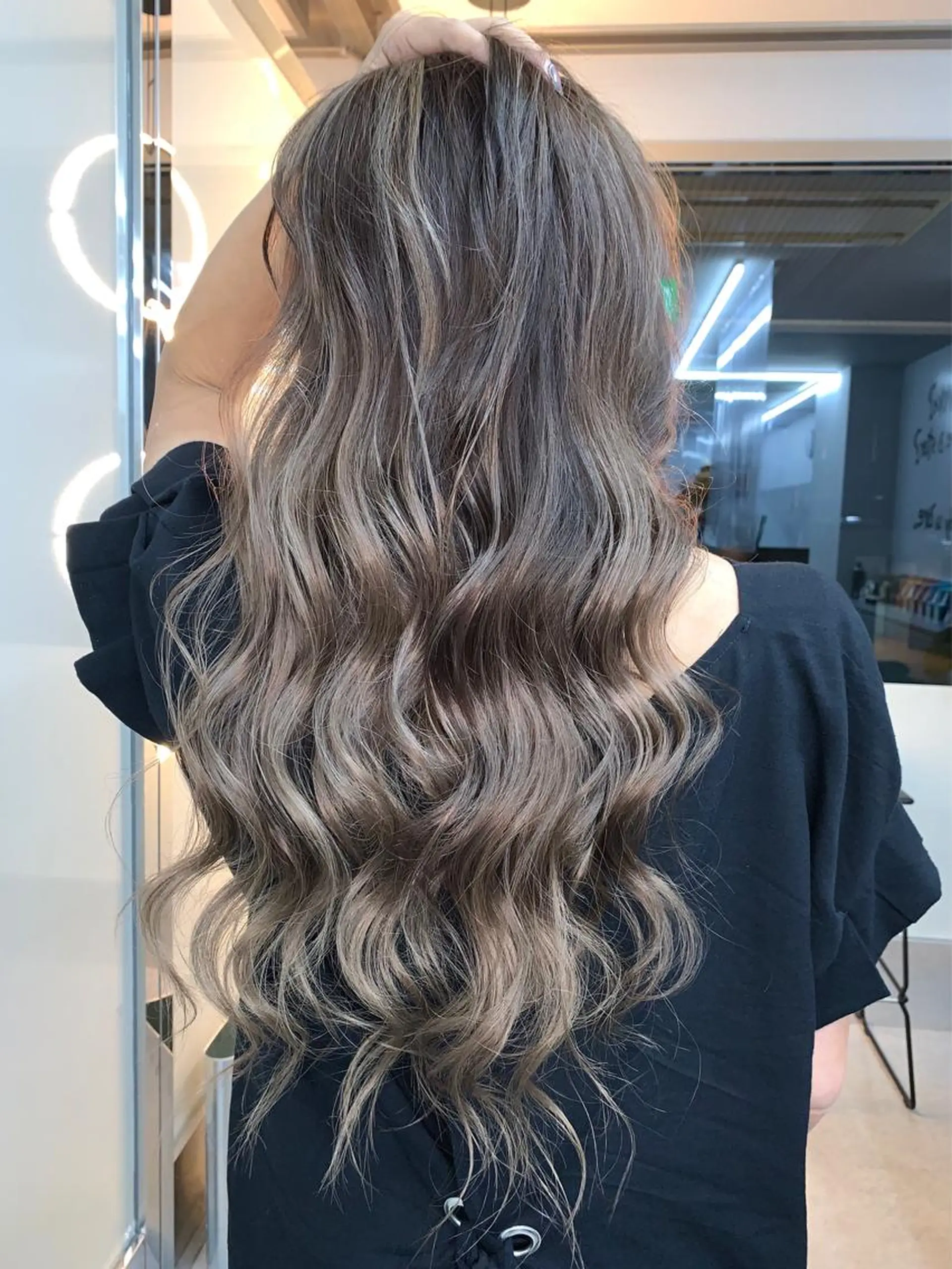 ロング fuuka/ ハイトーン/海外ヘアのヘアスタイル