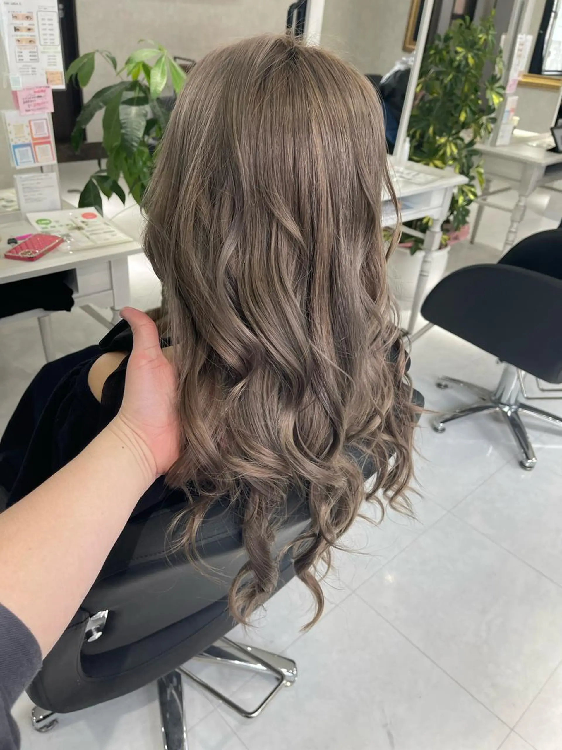 ロング カラー カット ヘアカラー トリートメント 穐山  翔【店長】 髪質改善/ハイライトのヘアスタイル