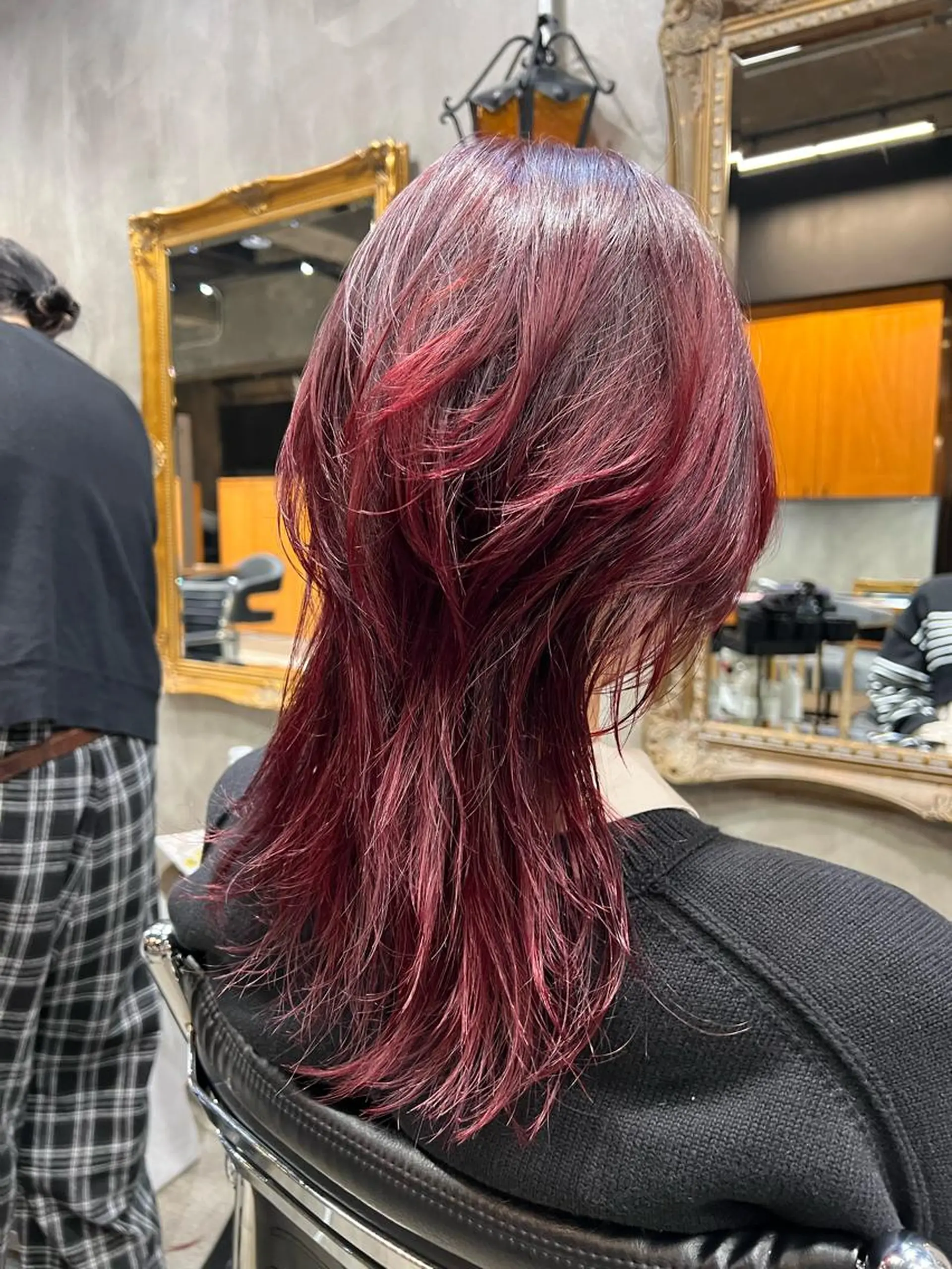 セミロング カット haco＋所属・圧倒的デザイン力 店長🎨RENAのヘアスタイル