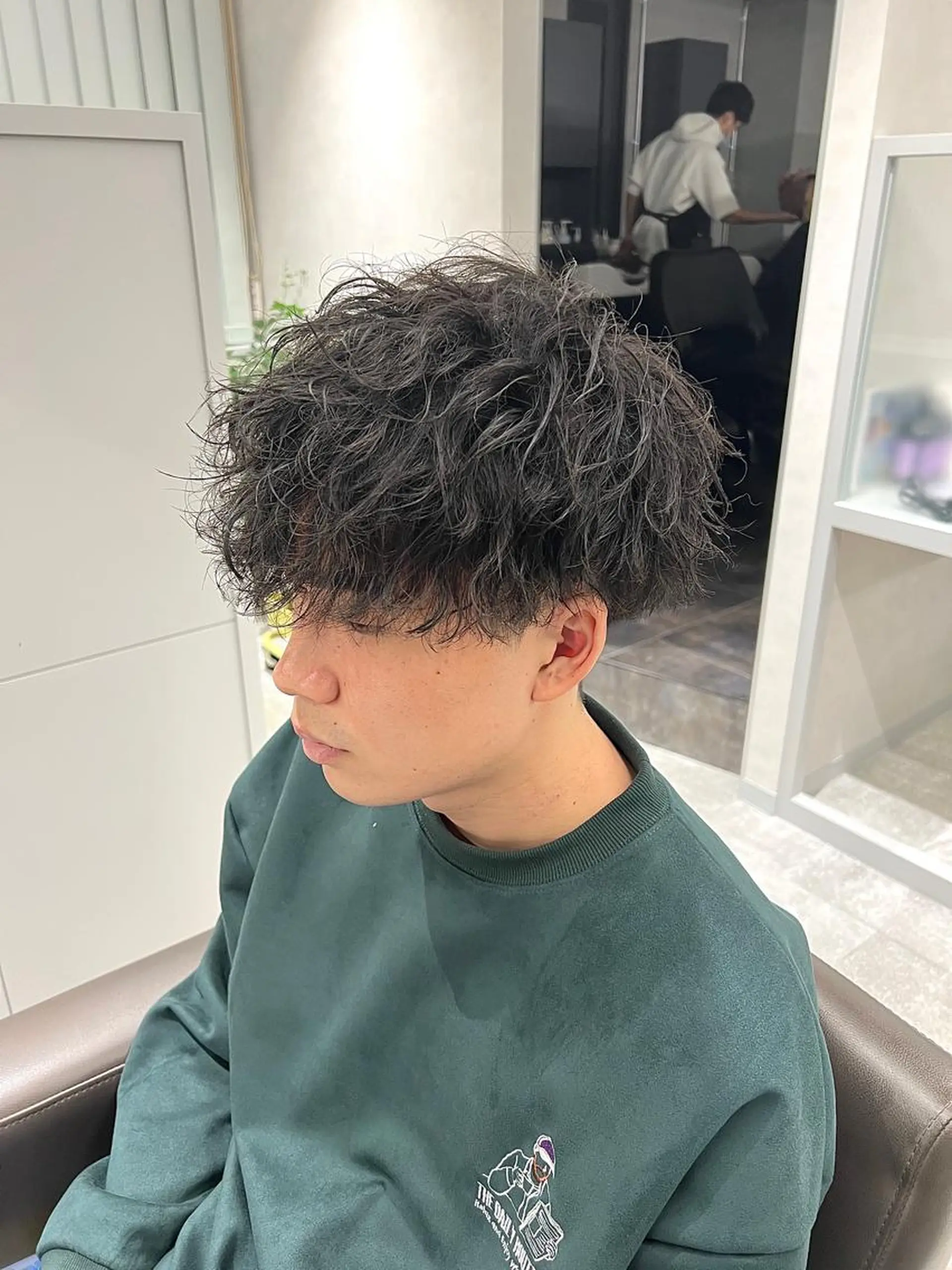 ショート カラー パーマ メンズ 関西センターパート メンズモデル募集のヘアスタイル