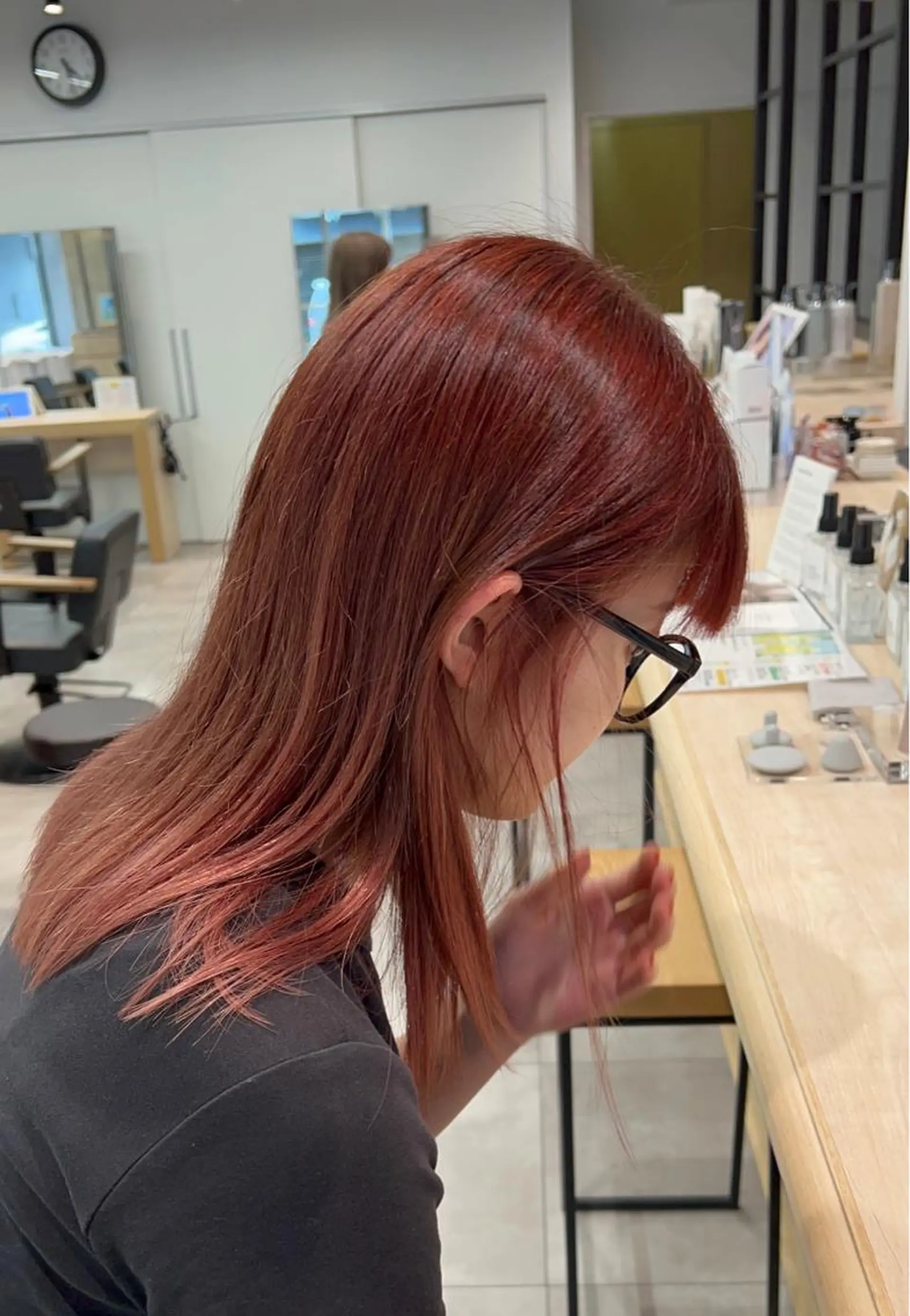 ミディアム カラー ヘアカラー トリートメント 🌞レイヤー×カラー 前川那津美🌞のヘアスタイル