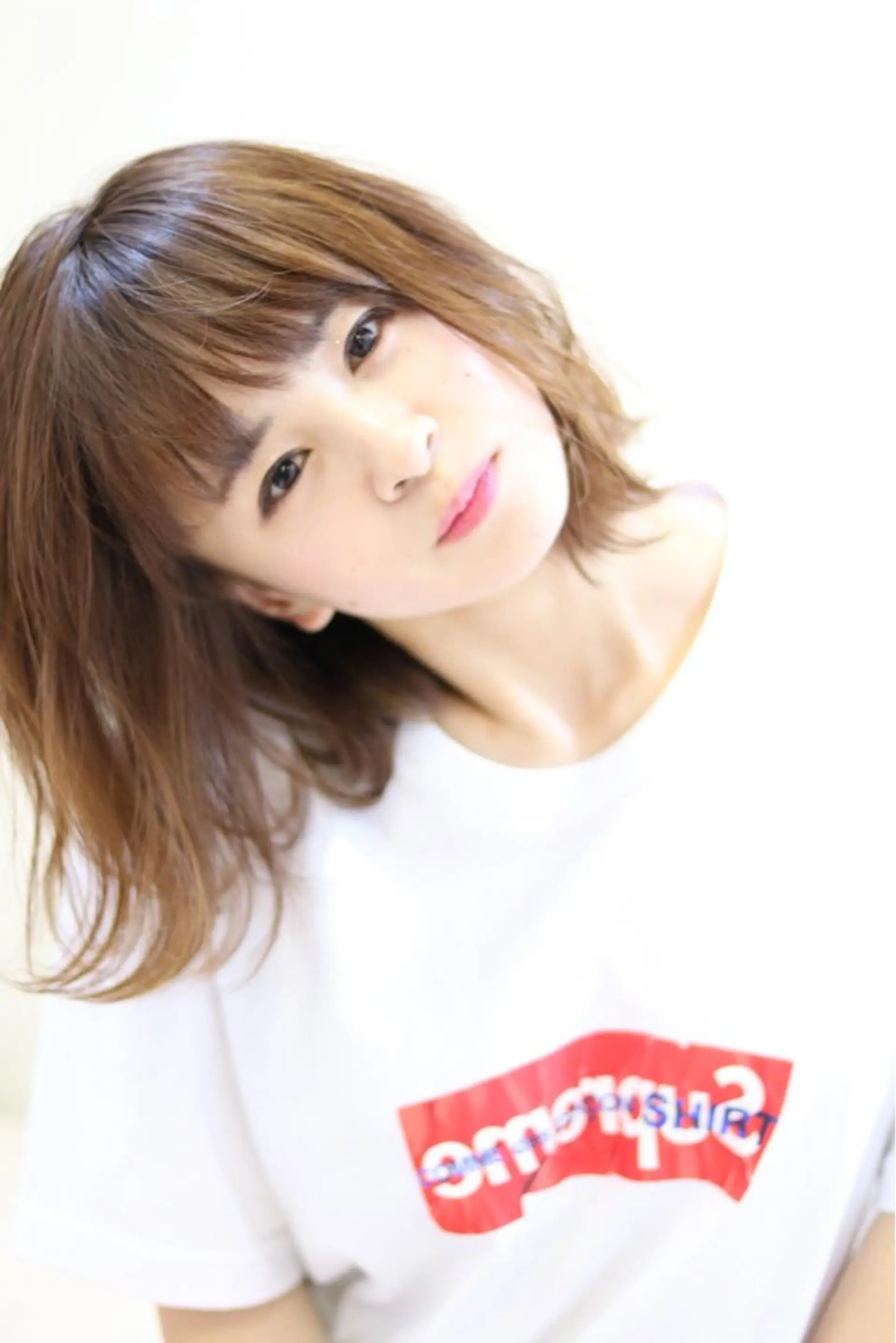ショート カラー パーマ 外ハネヘア 及川 翔のヘアスタイル