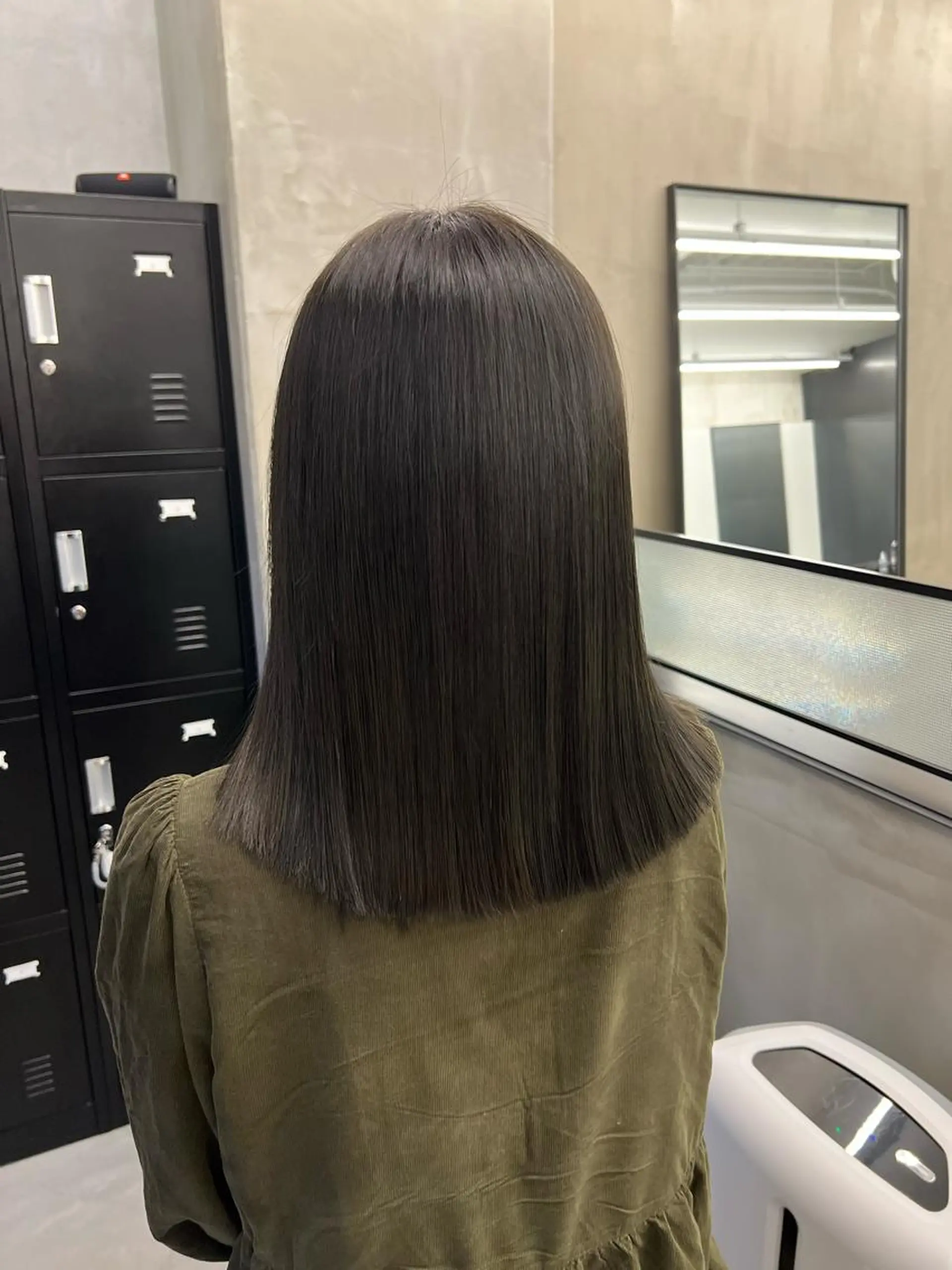 ミディアム カット ヘアカラー トリートメント よしのり genieeのヘアスタイル