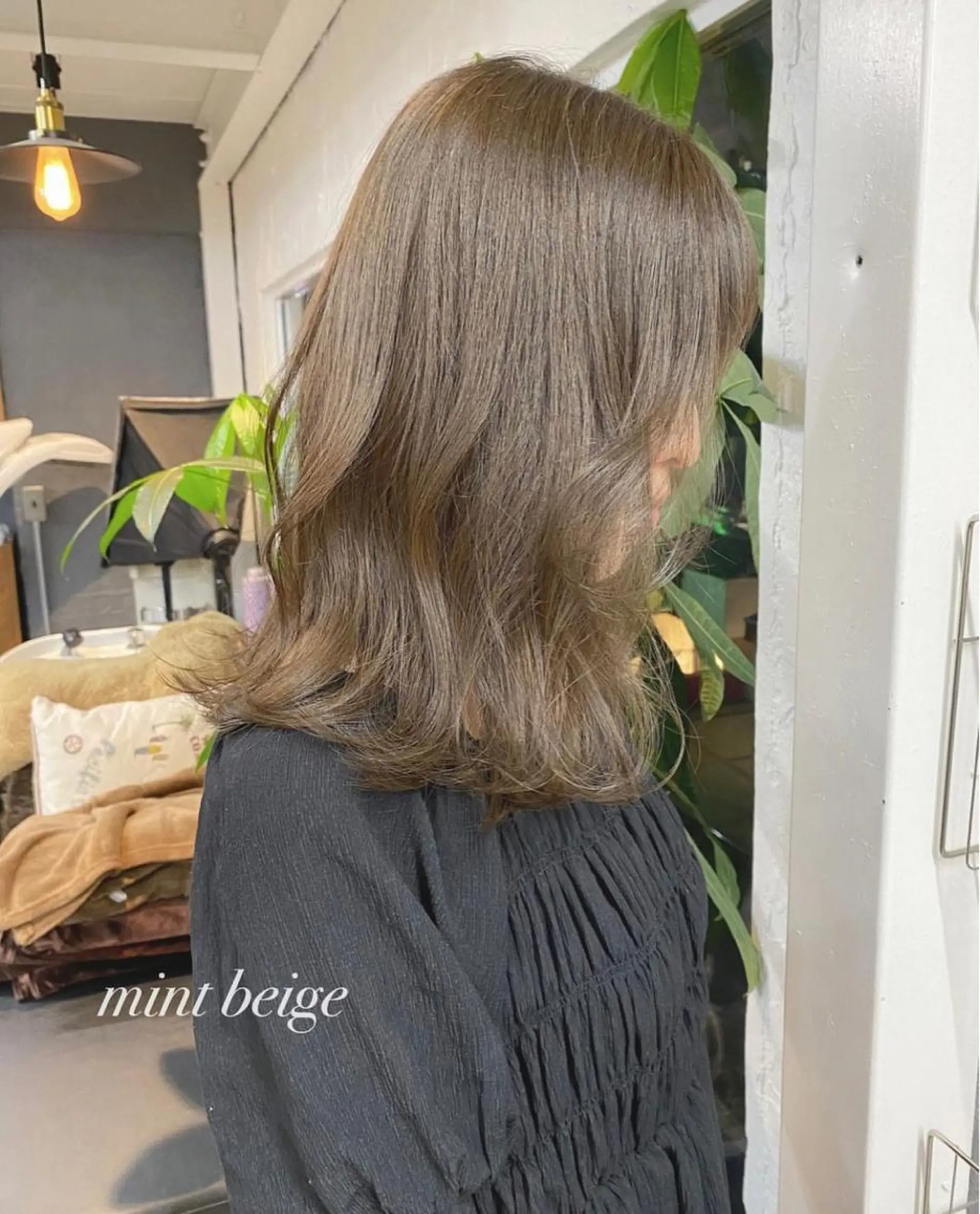 ミディアム カラー ベージュカラー ミント ミントベージュ 鈴木早記　insta →saki_03sのヘアスタイル