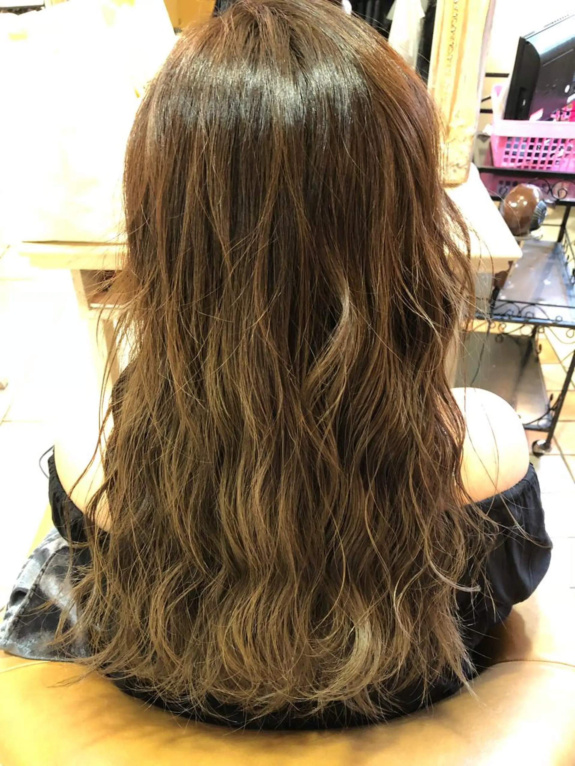 ロング カラー 小林 あんなのヘアスタイル