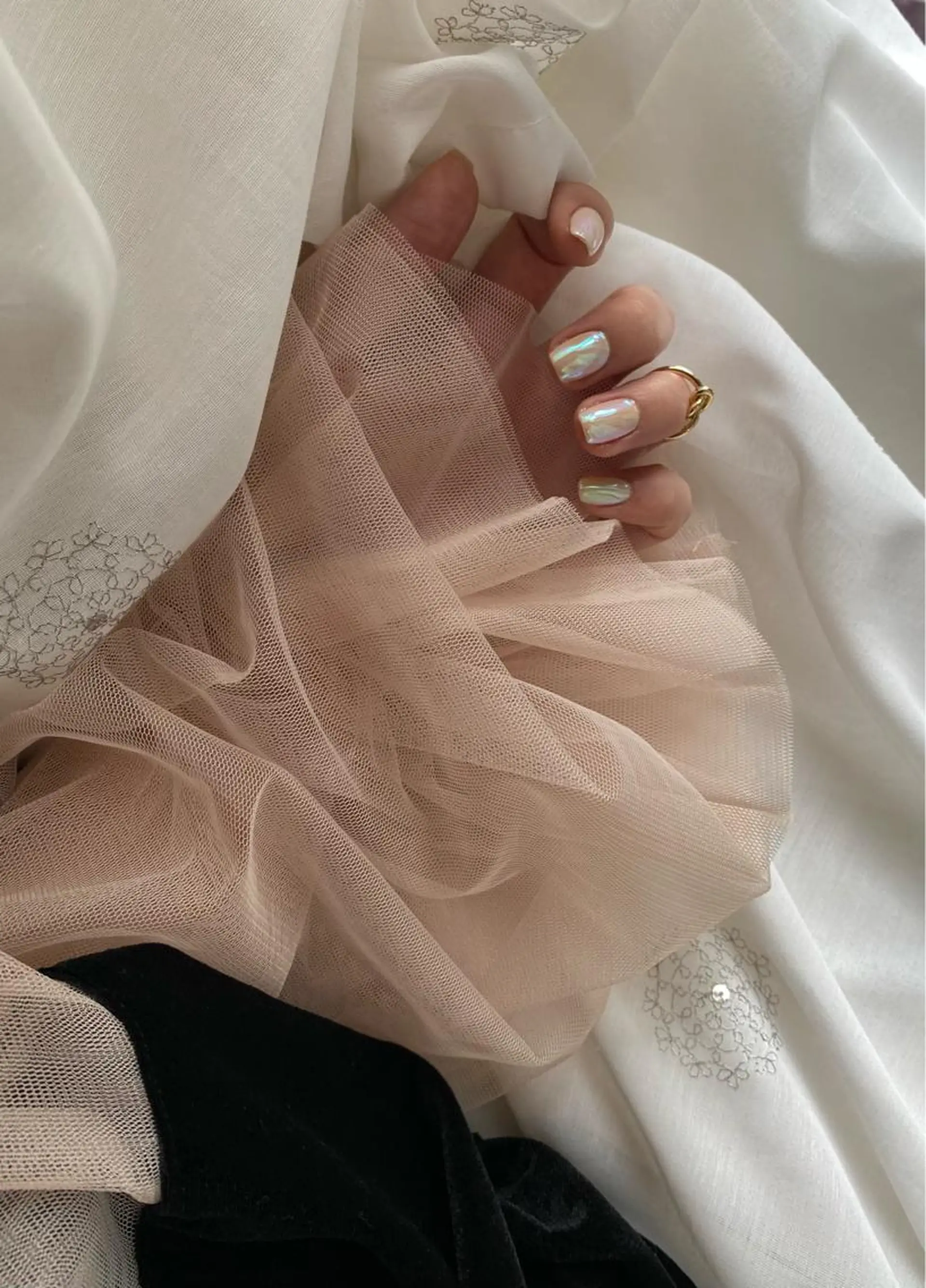 ネイル オーロラネイル ワンカラーネイル ショートネイル ディアマンテ𓏸𓈒 フェイシャル/ネイルのエステ・リラクイメージ