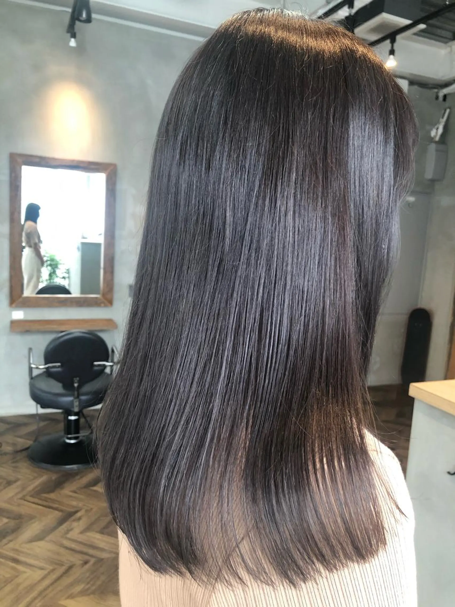 ロング 遠藤 眞実のヘアスタイル