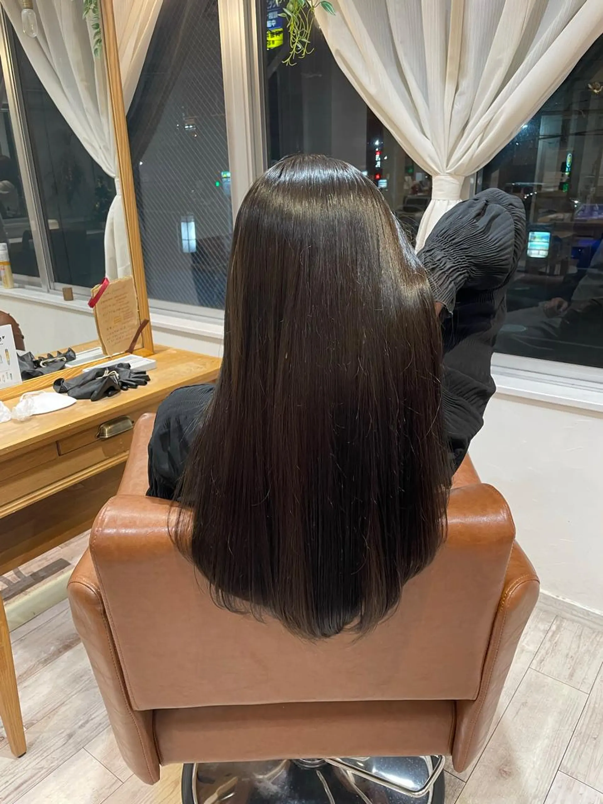 ロング カラー ブラウンカラー 透明感カラー La Bonheur  hair  chari所属・🌼 じゅりなのヘアスタイル