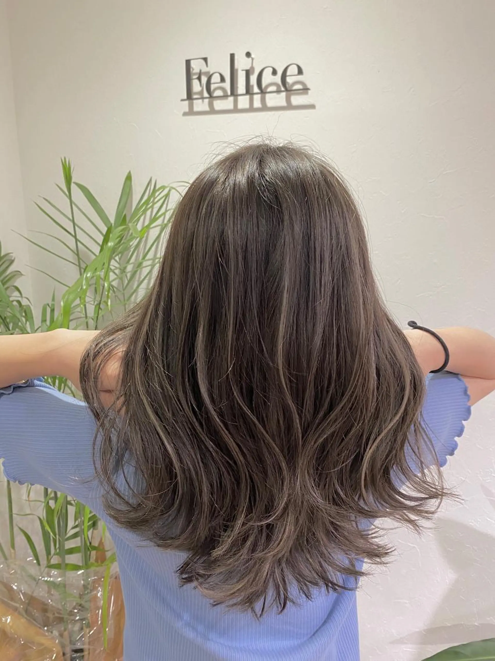 ミディアム ハイライト ヘアカラー Felice hair design所属・粕川 達哉のヘアスタイル