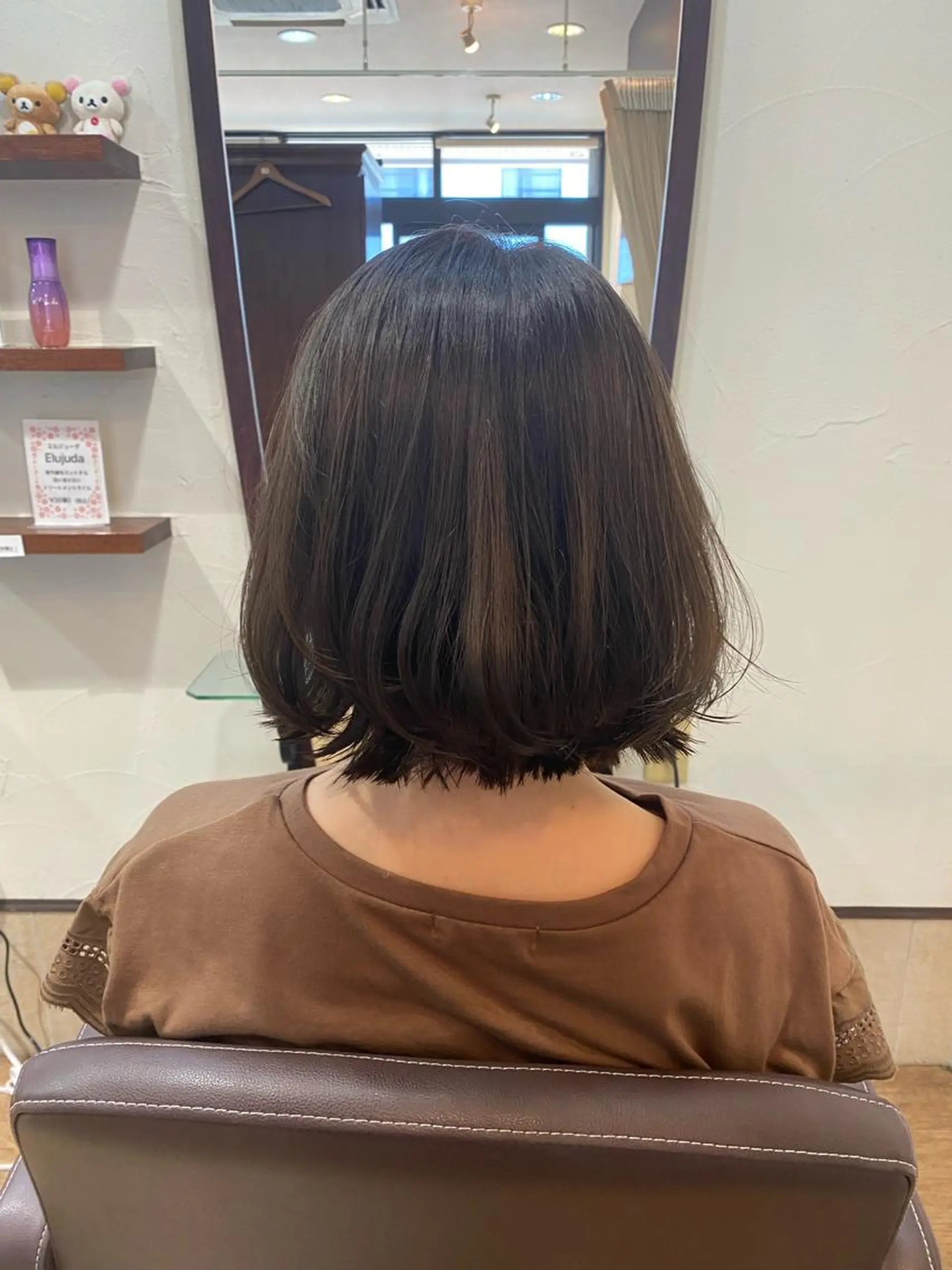 ミディアム カラー オリーブグレー サプリームヘア 飯田みち瑠のヘアスタイル