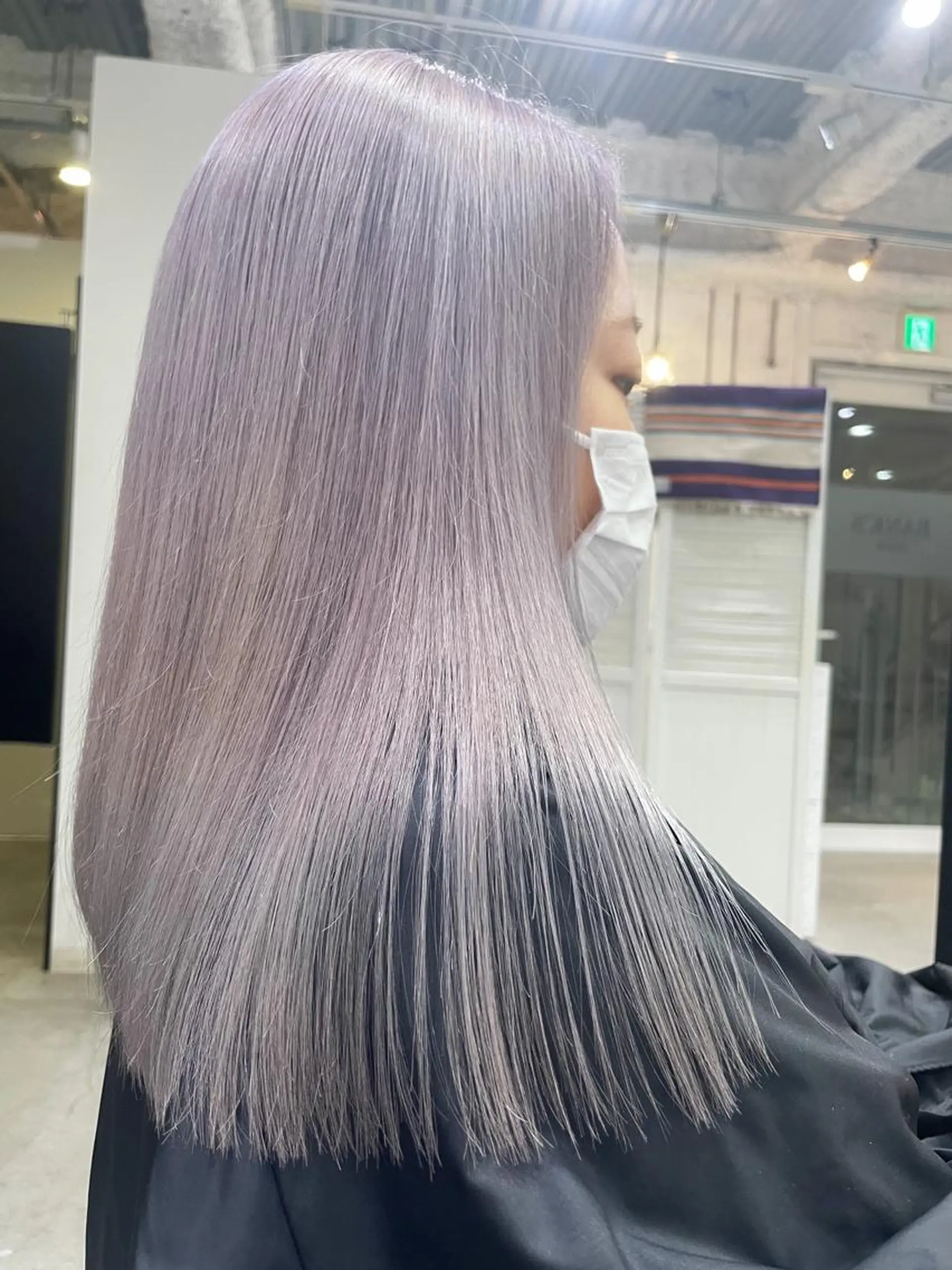 セミロング カラー ヘアカラー トリートメント 縮毛矯正 髪質改善寺坂雄飛💐のヘアスタイル