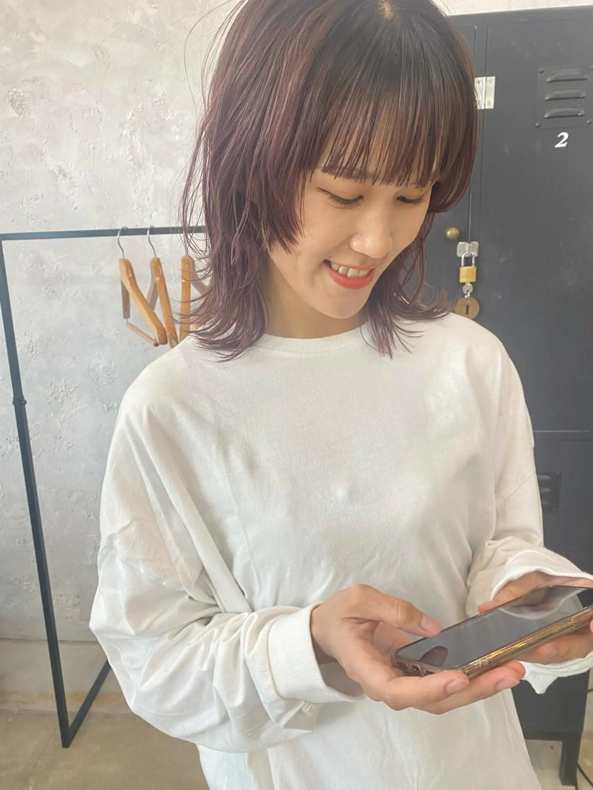 ロング パープルカラー ウルフカット イタヤ マイカのヘアスタイル